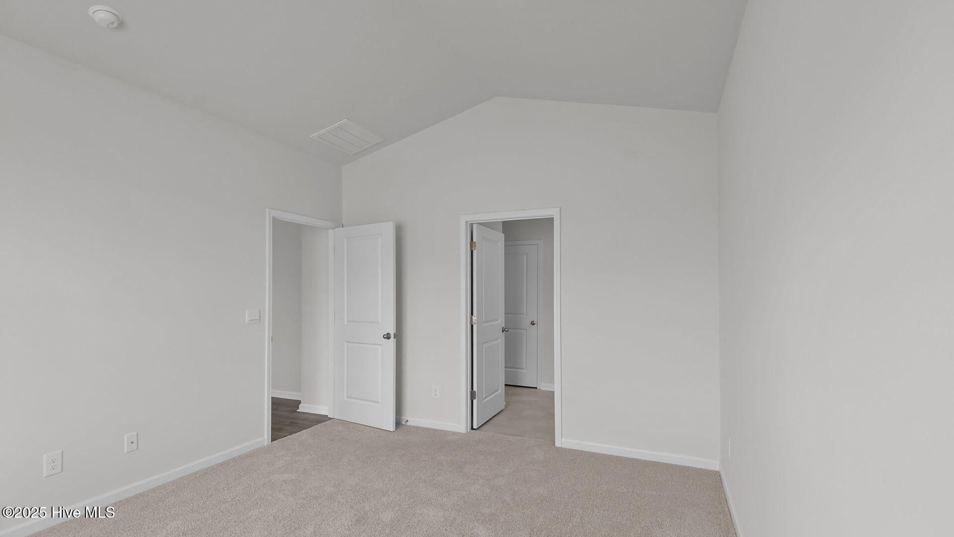 3906 Althorp Drive Property Photo 15