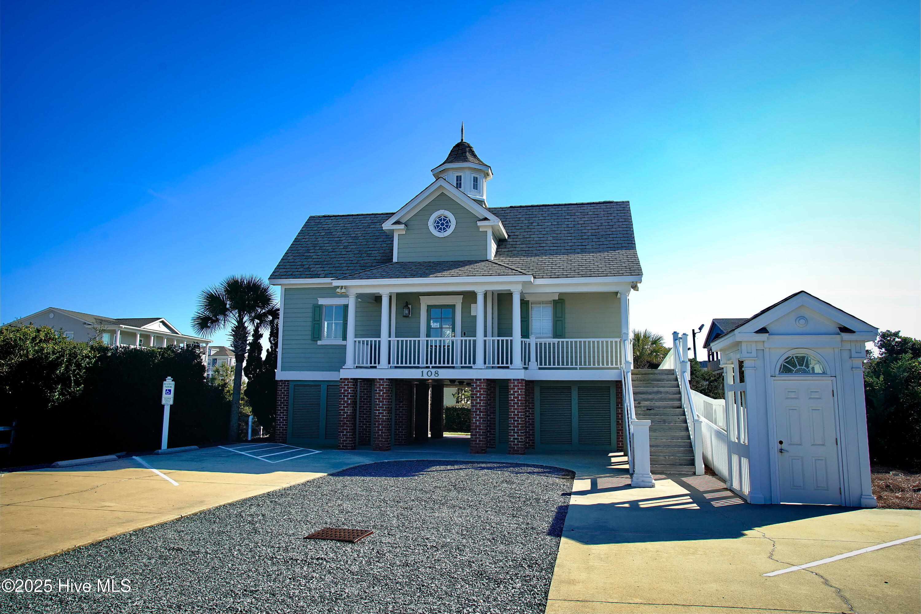 625 Edmonston Drive Property Photo 29