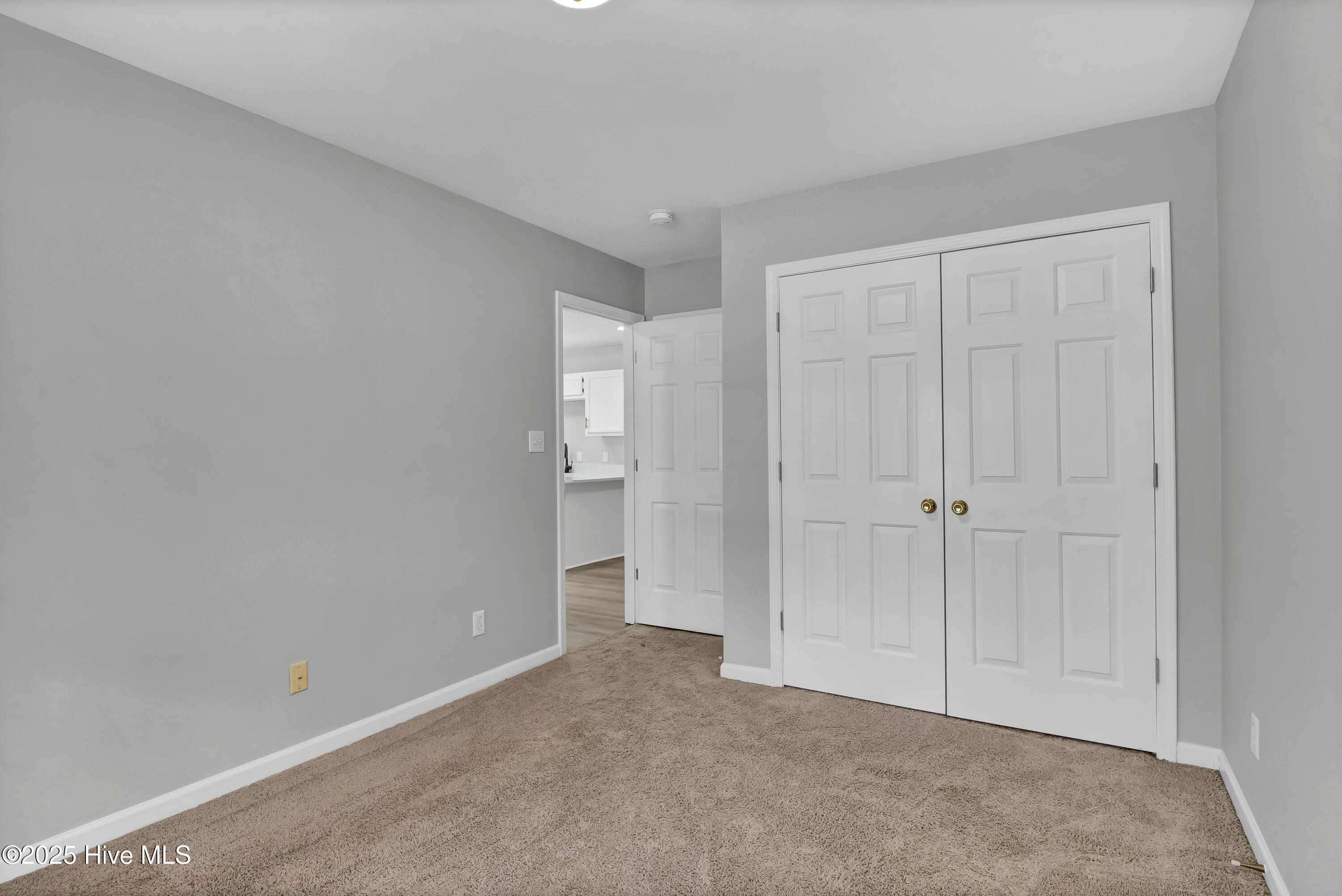 7413 Thais Trail Property Photo 5