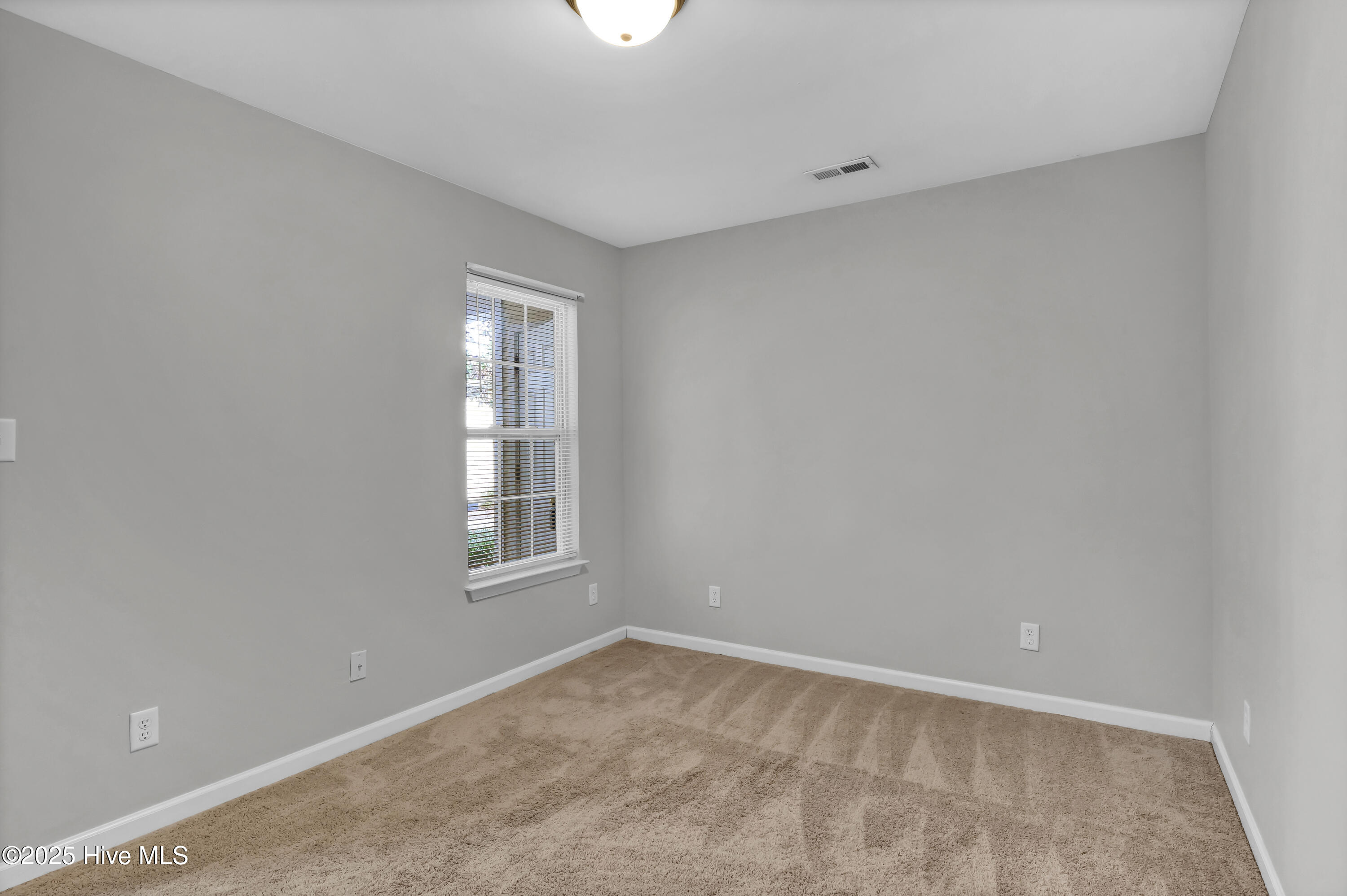 7413 Thais Trail Property Photo 7