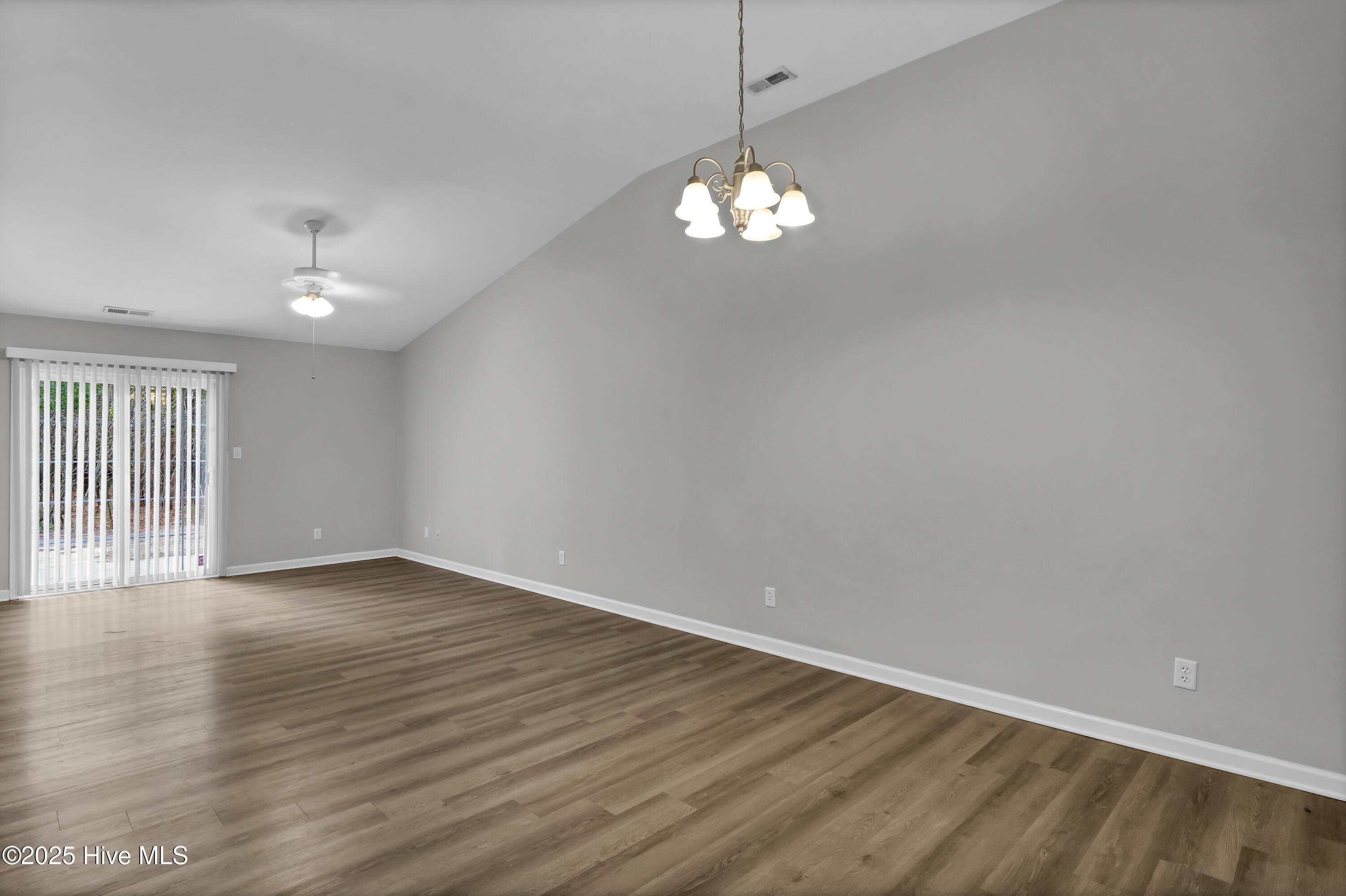7413 Thais Trail Property Photo 12