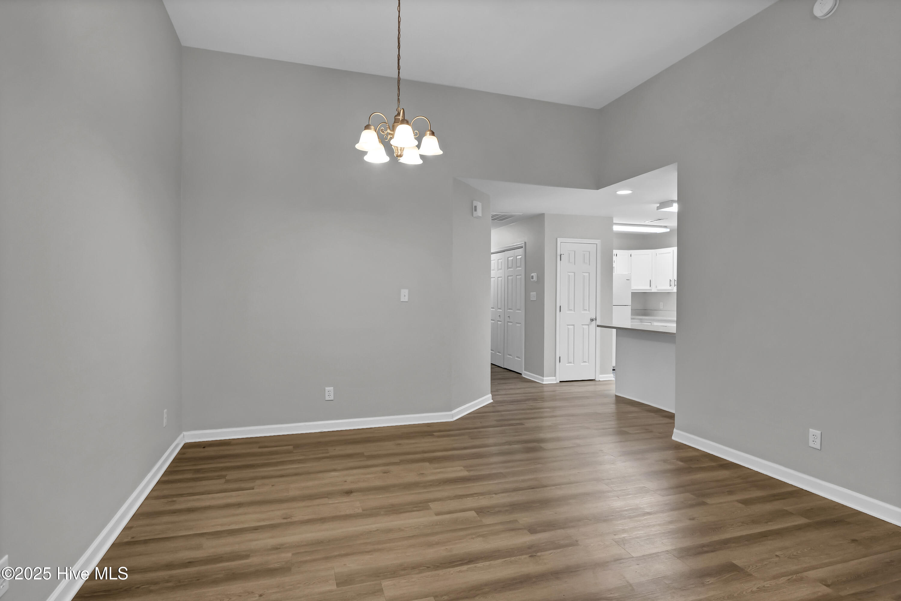 7413 Thais Trail Property Photo 13