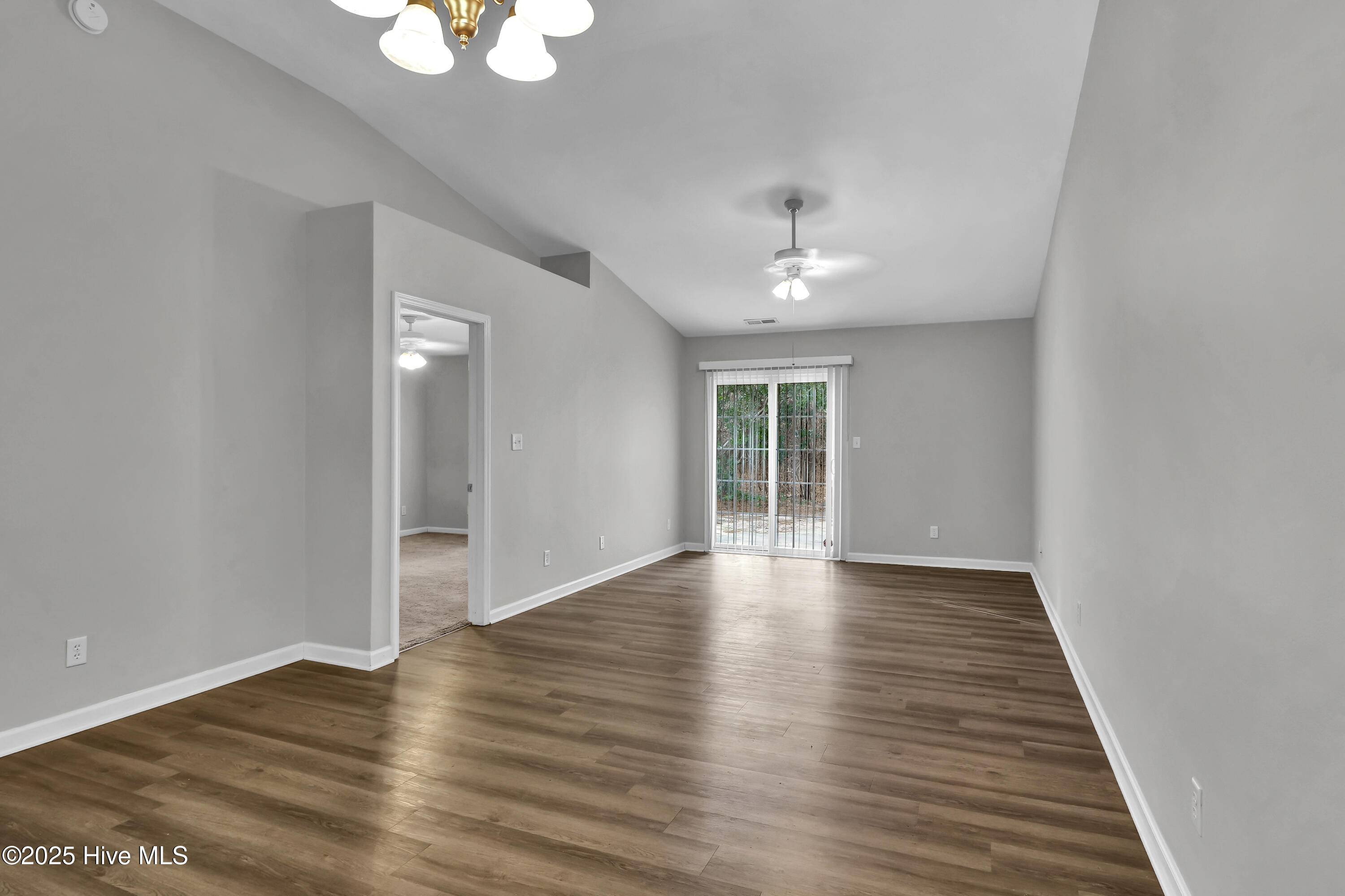 7413 Thais Trail Property Photo 14