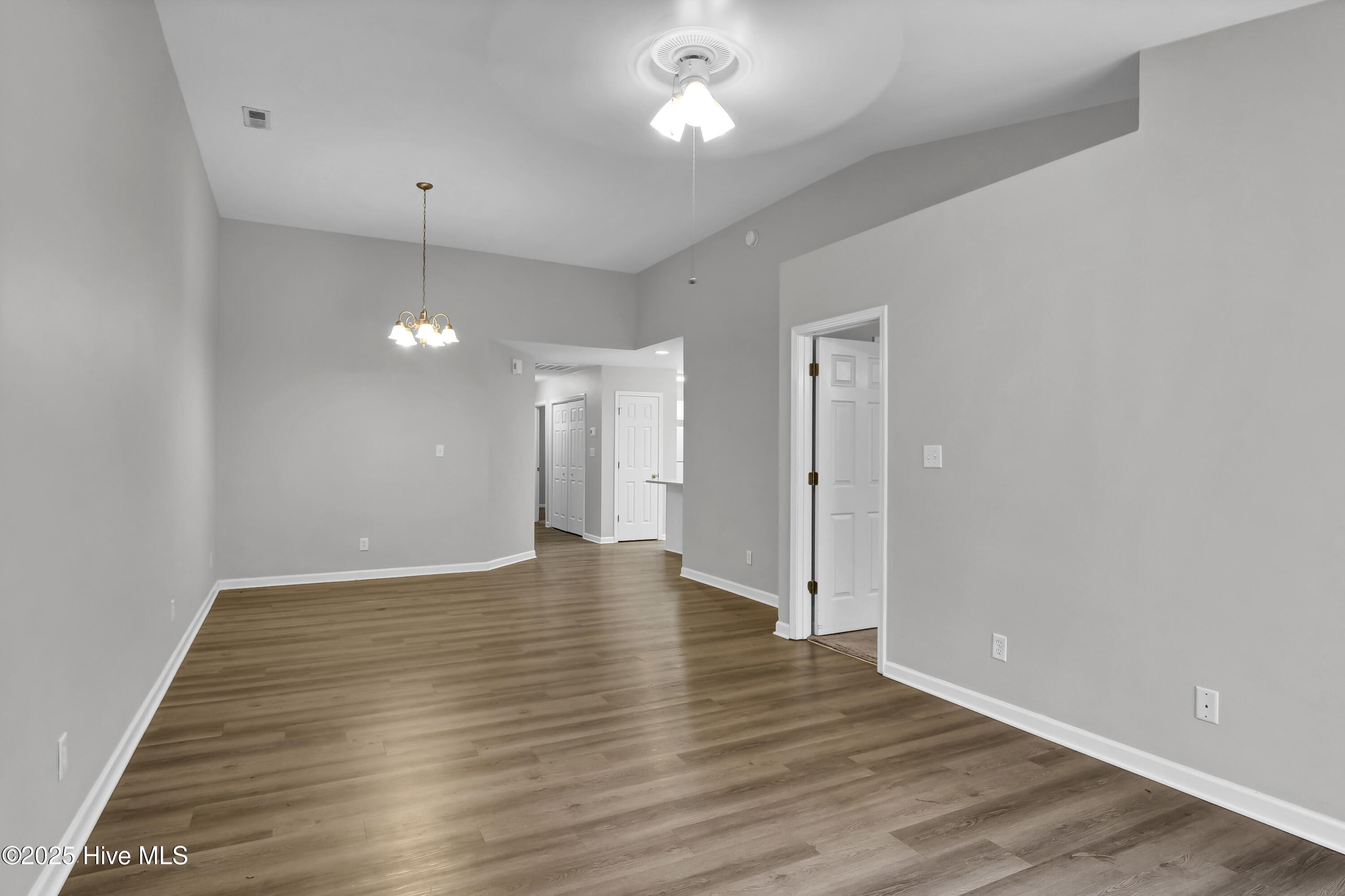 7413 Thais Trail Property Photo 15