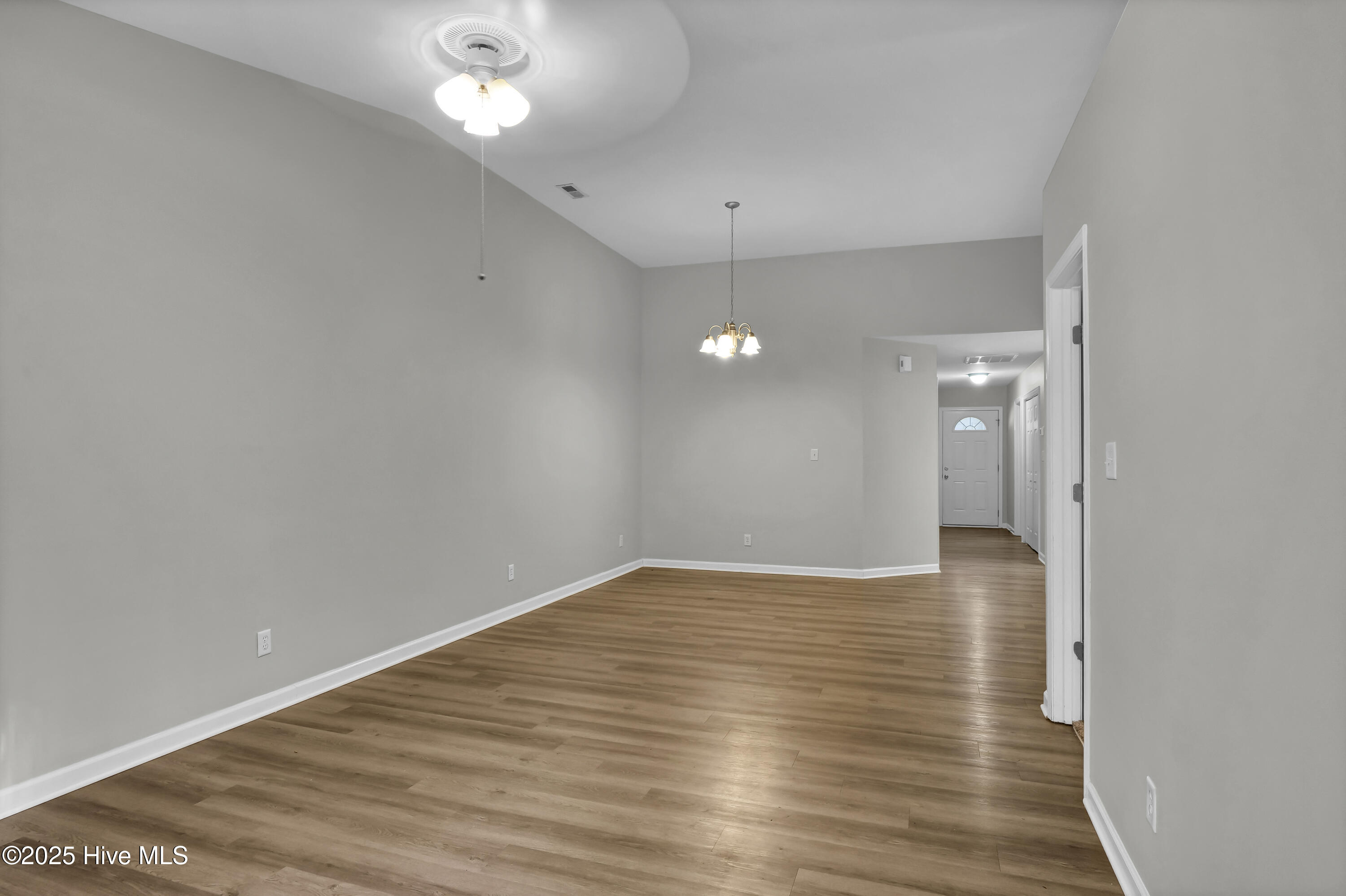 7413 Thais Trail Property Photo 16