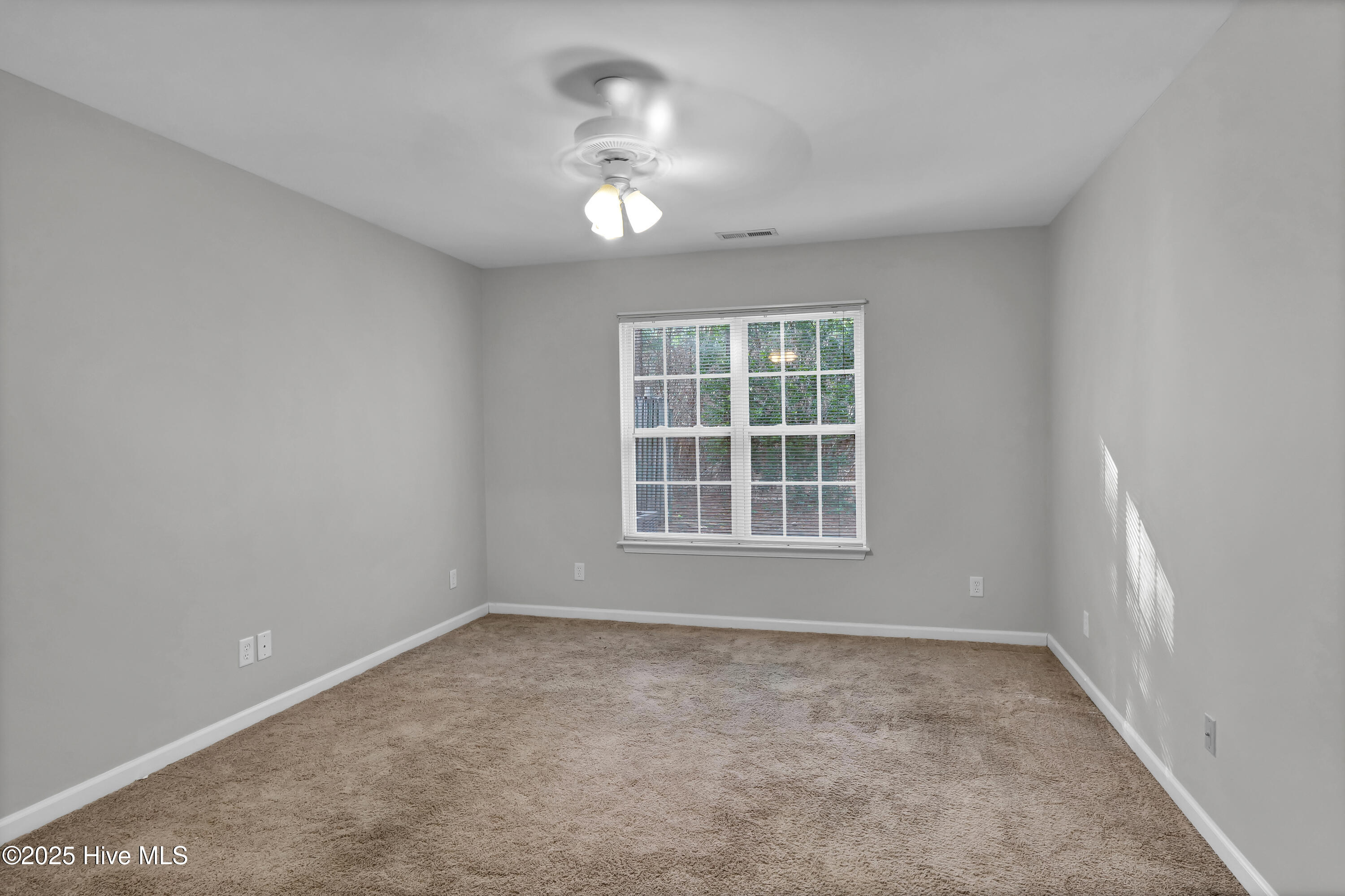 7413 Thais Trail Property Photo 17