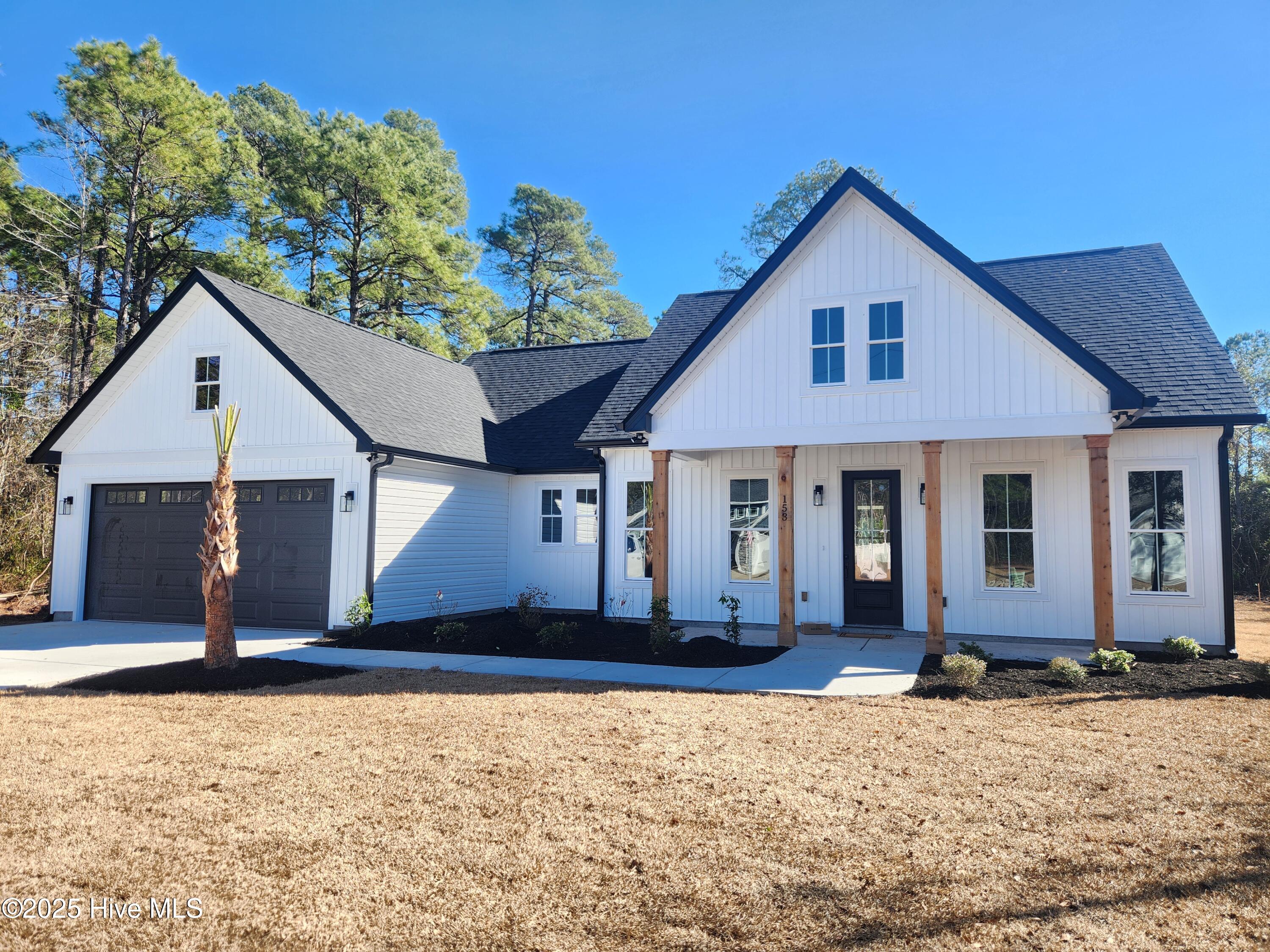 153 Boundaryline Drive Property Photo 1