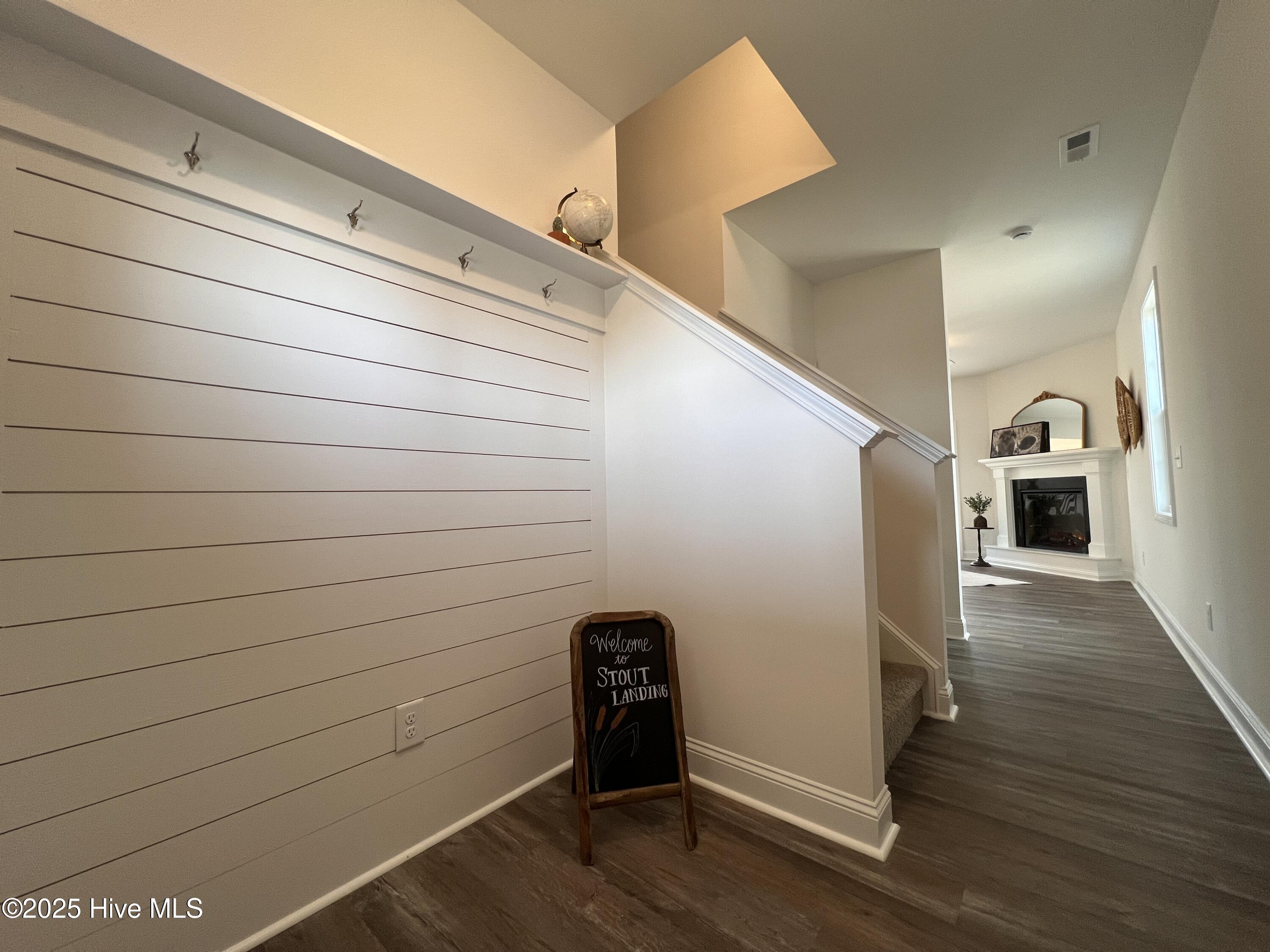 840 Archibald Way Property Photo 7