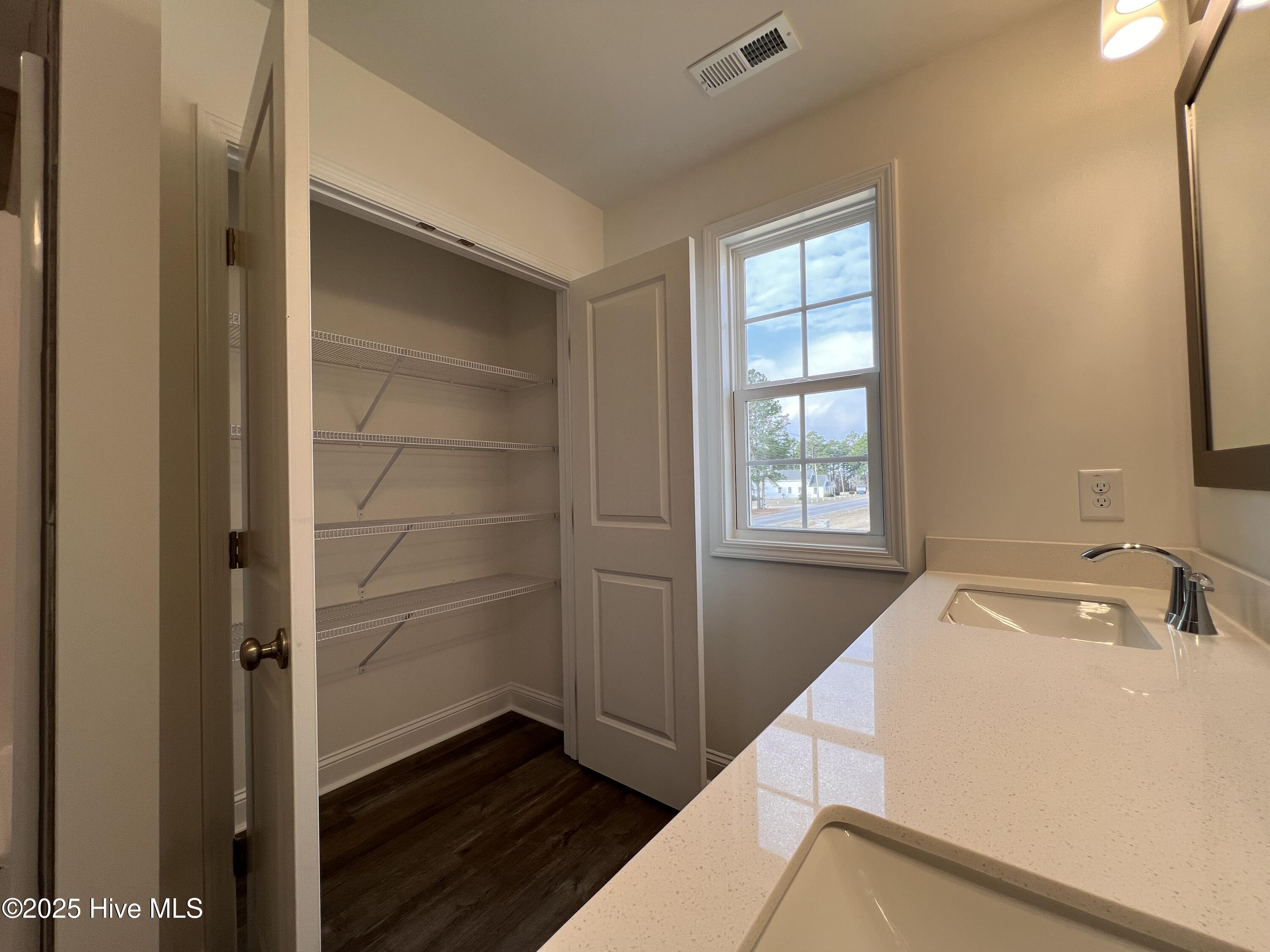 840 Archibald Way Property Photo 38