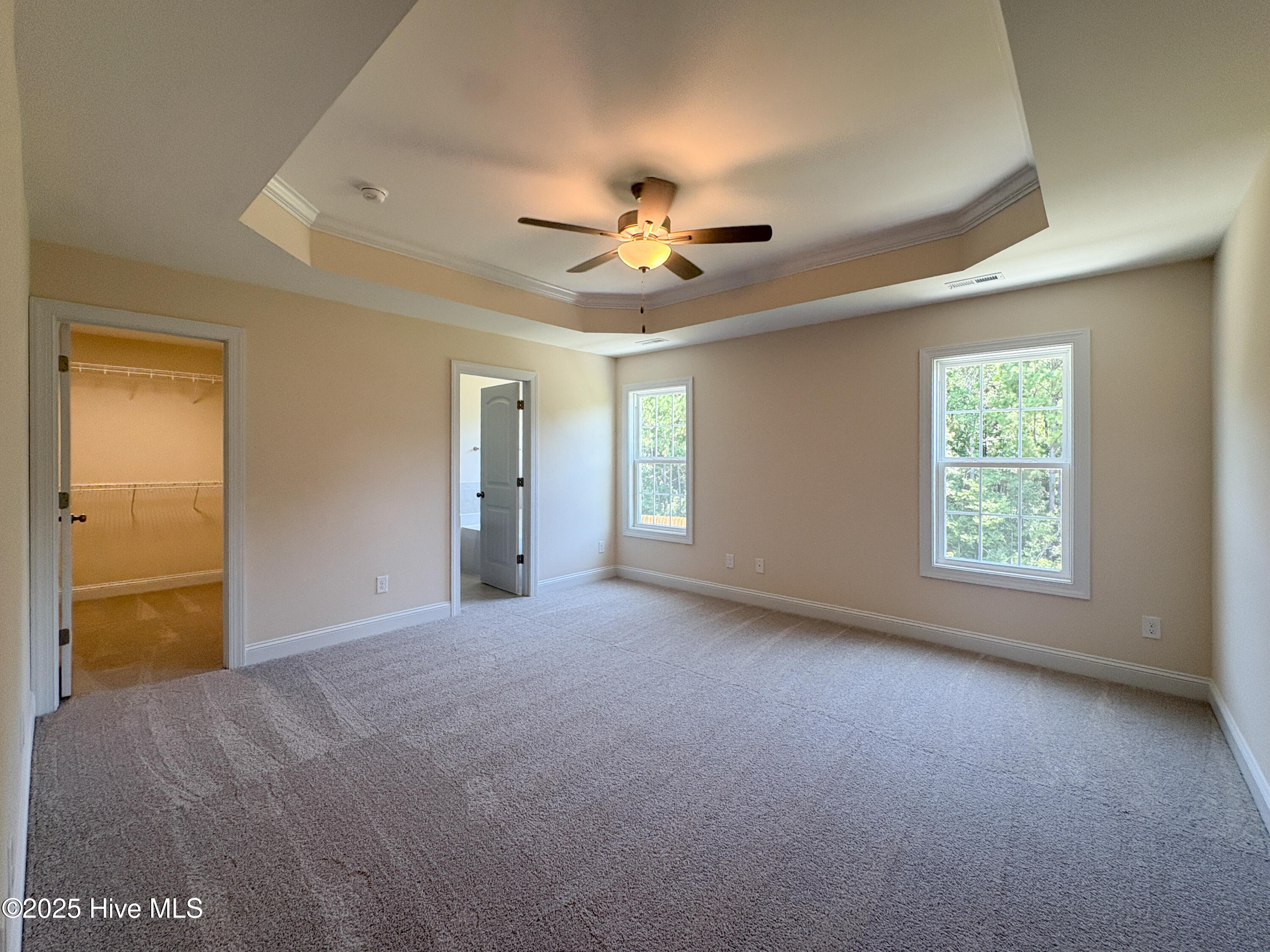 700 Ellabond Street Property Photo 9