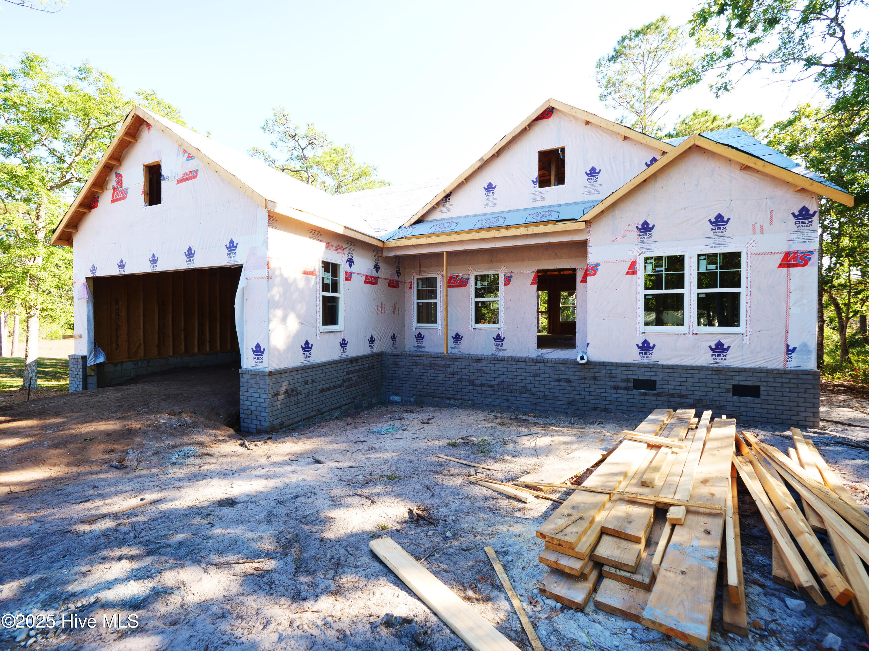 3049 River Hills Drive Property Photo 1