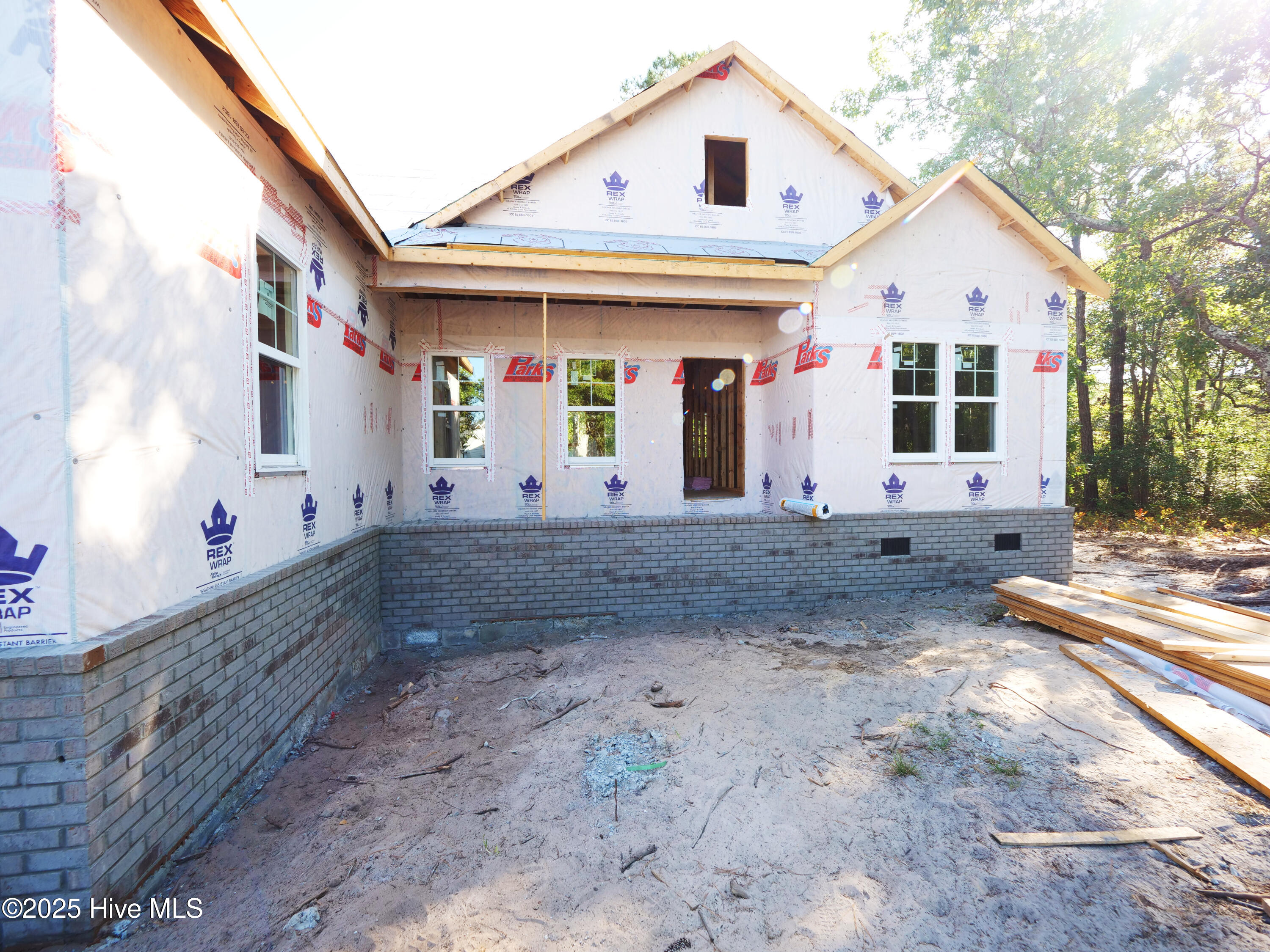 3049 River Hills Drive Property Photo 3