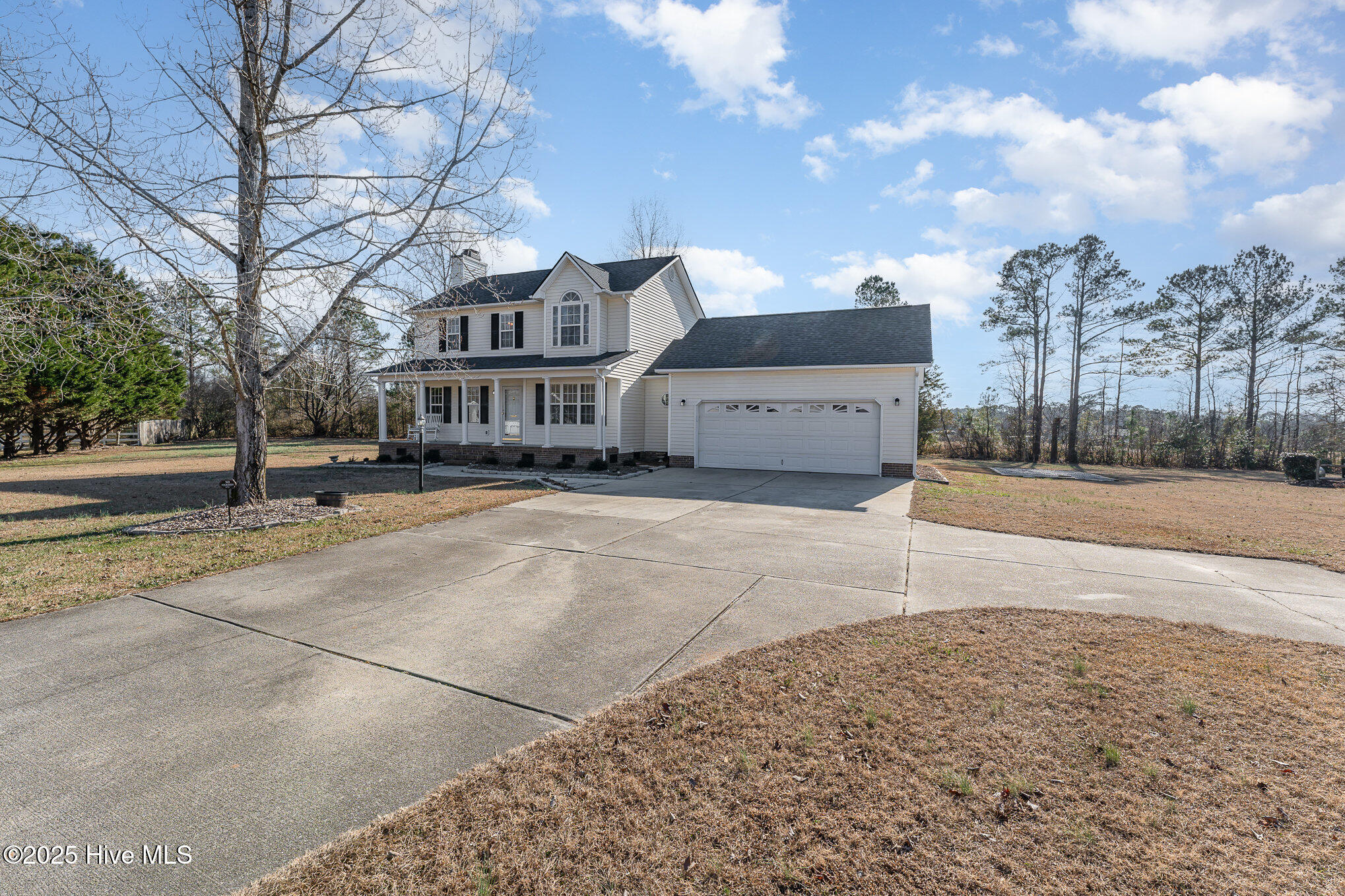 212 Chalmers Drive Property Photo 3