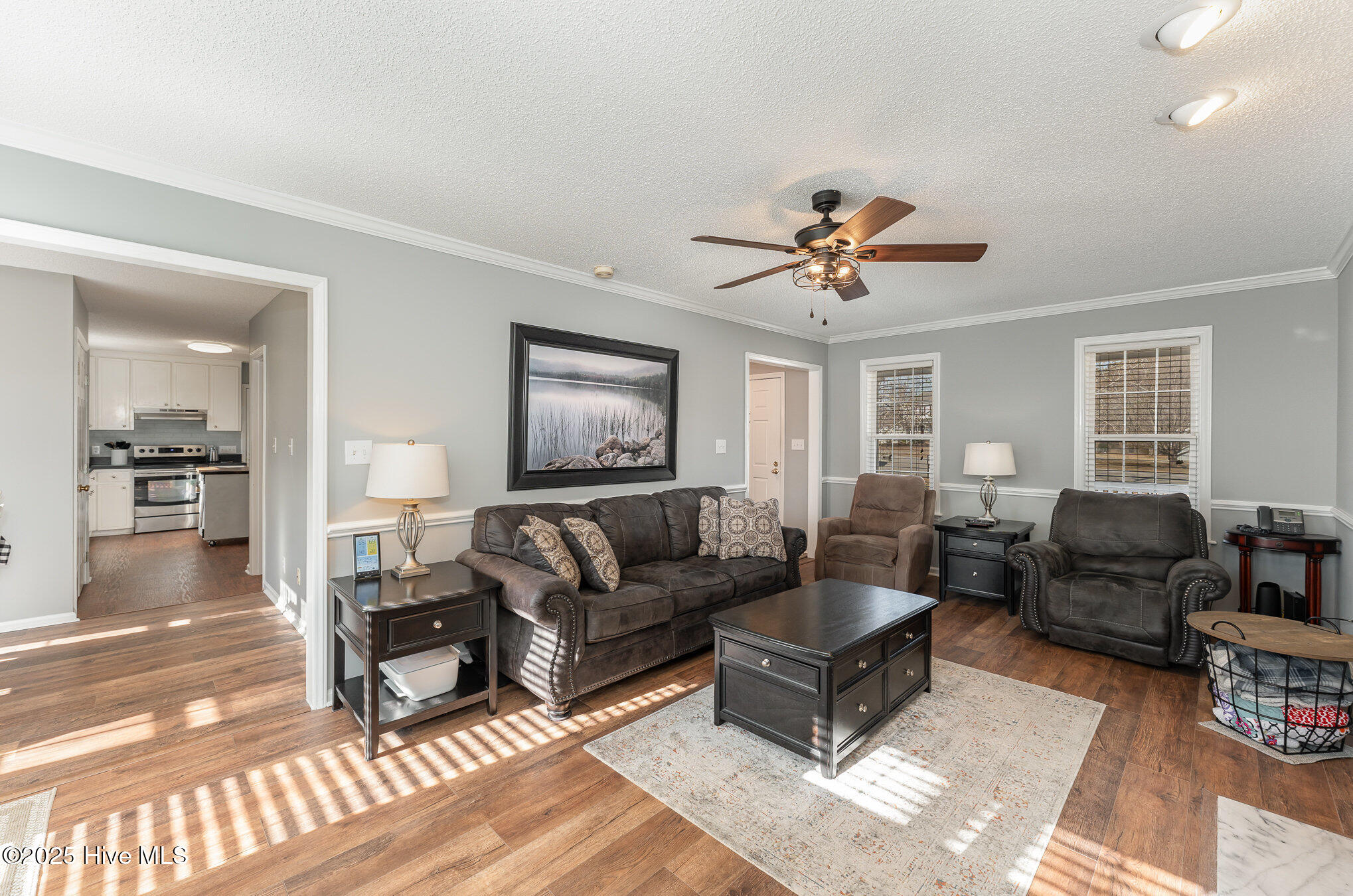 212 Chalmers Drive Property Photo 8