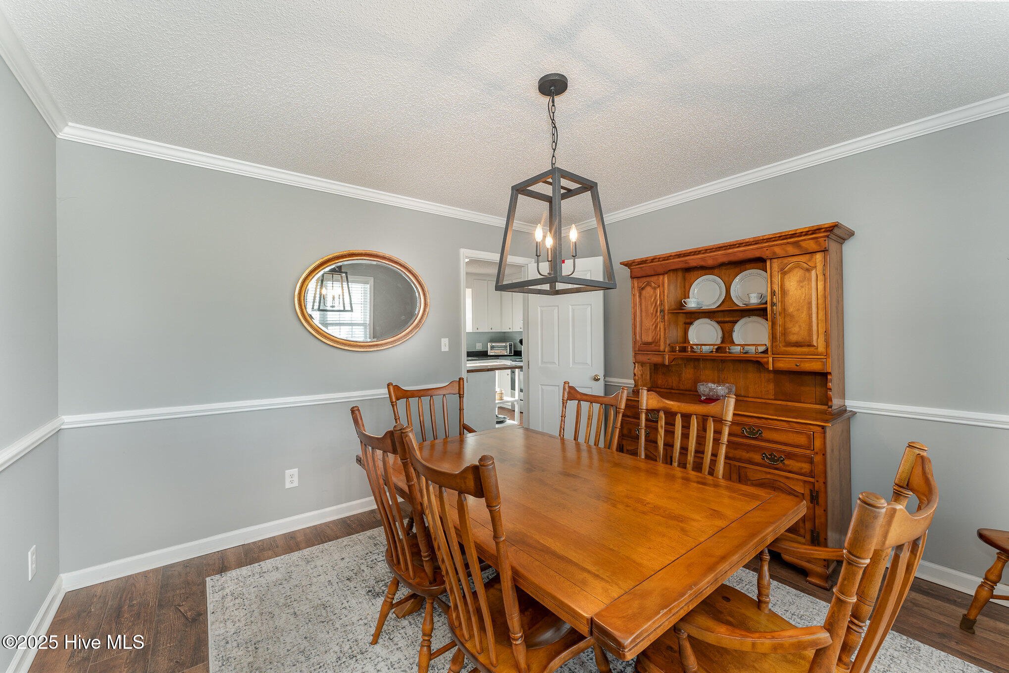212 Chalmers Drive Property Photo 14