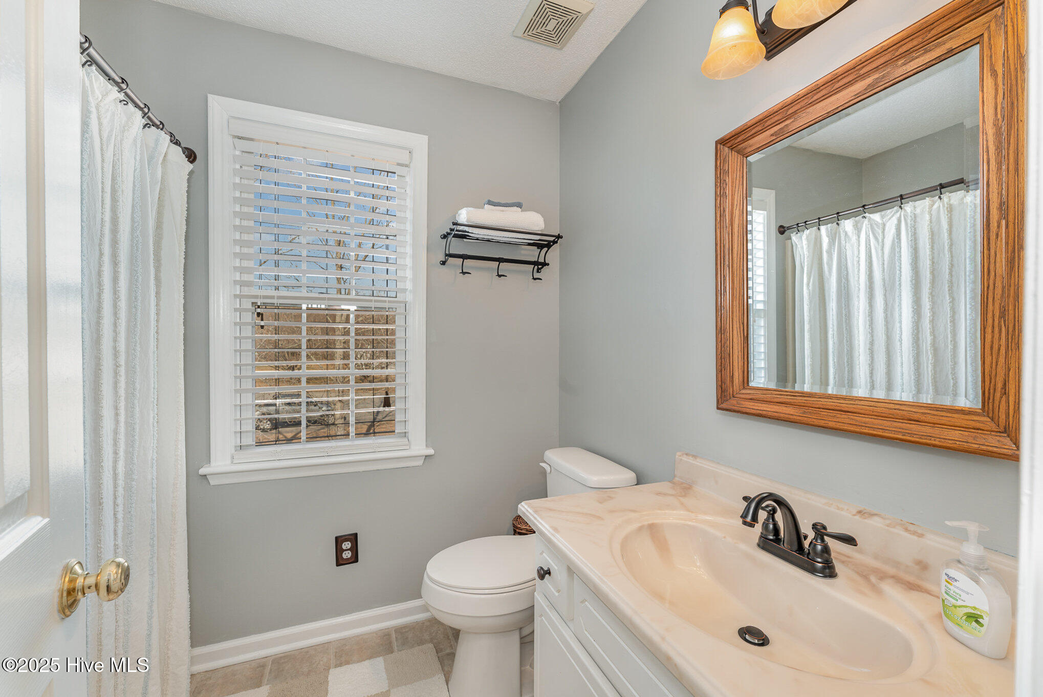 212 Chalmers Drive Property Photo 25