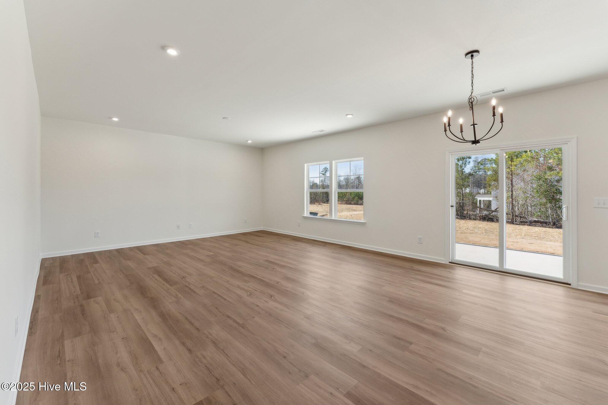 314 Enfield Drive Property Photo 4
