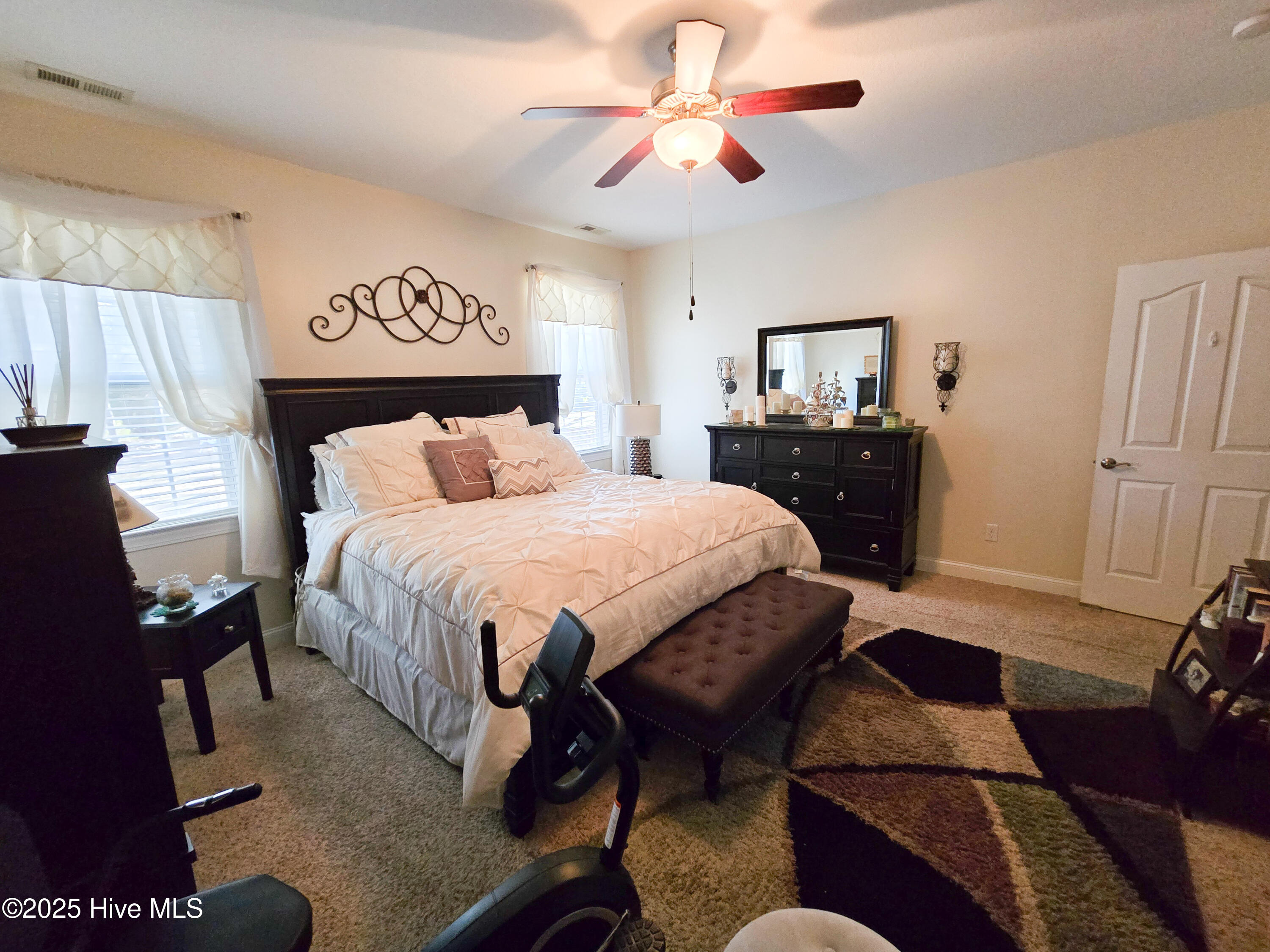 215 Oak Grove Circle Property Photo 17