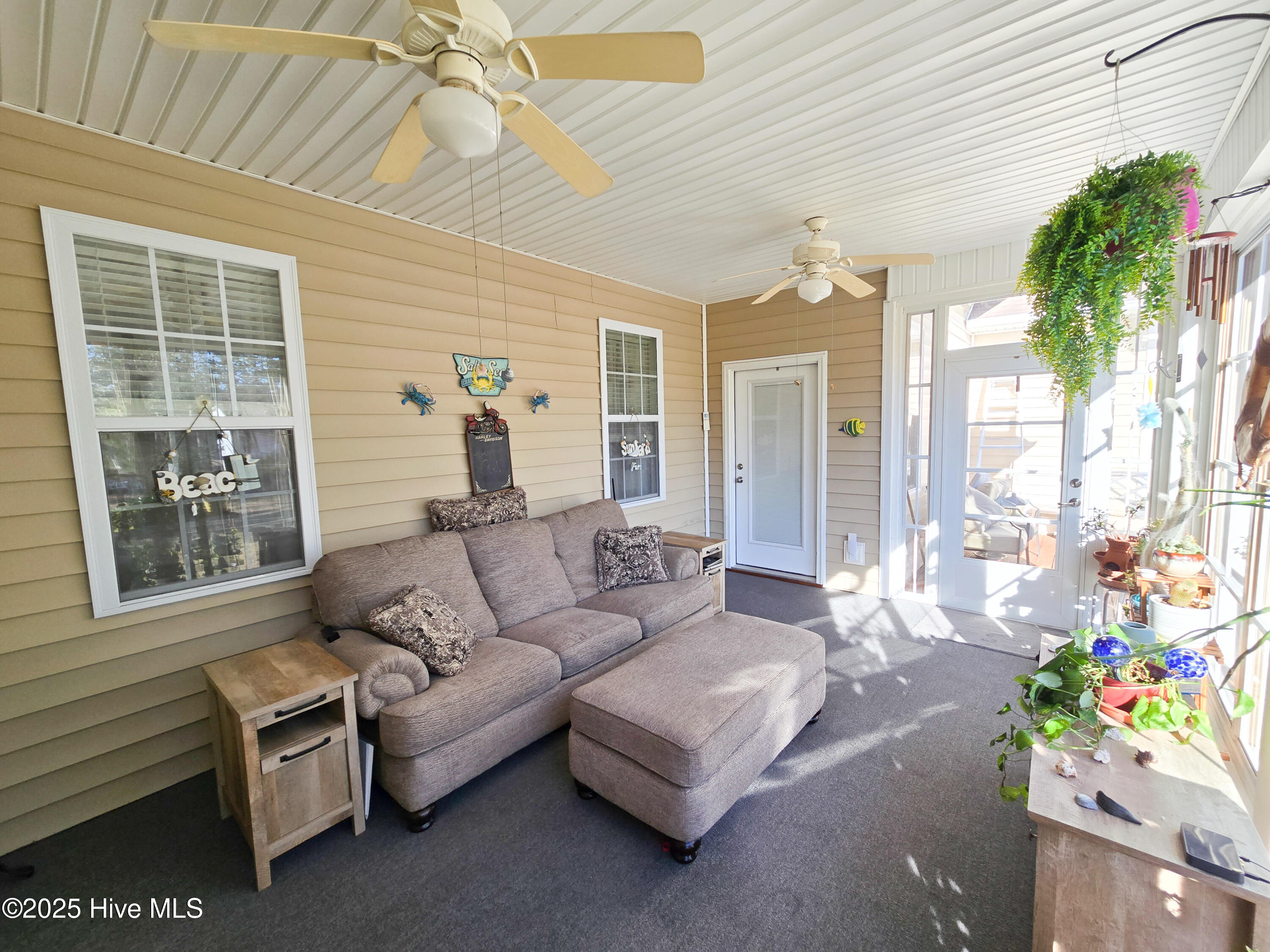215 Oak Grove Circle Property Photo 35