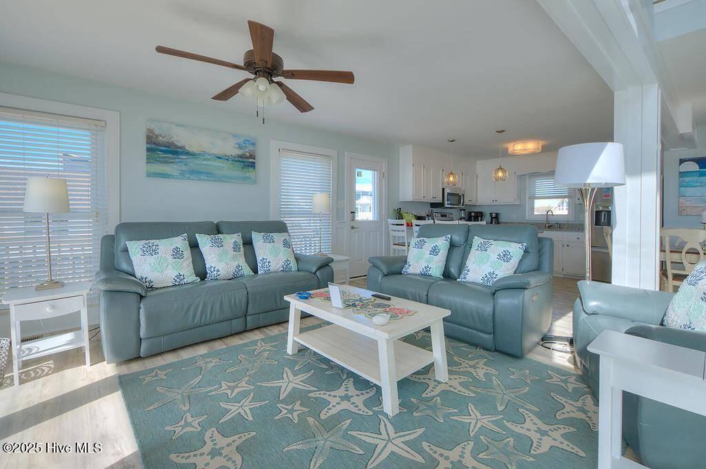 129 W Beach Drive Property Photo 9