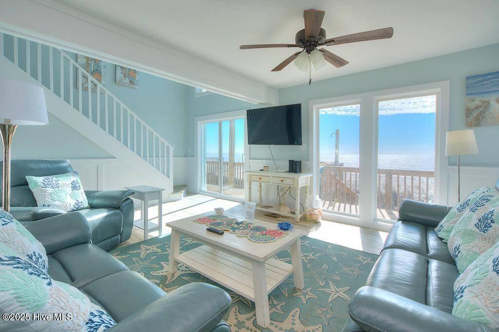 129 W Beach Drive Property Photo 11