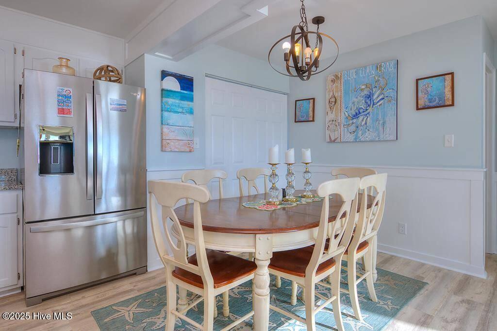 129 W Beach Drive Property Photo 13