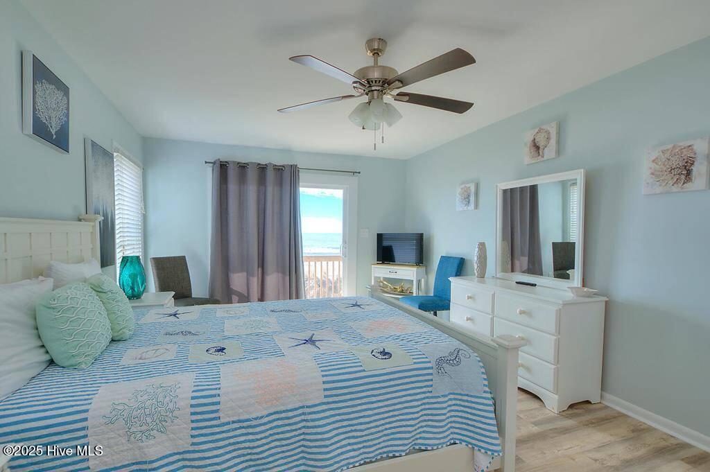 129 W Beach Drive Property Photo 21