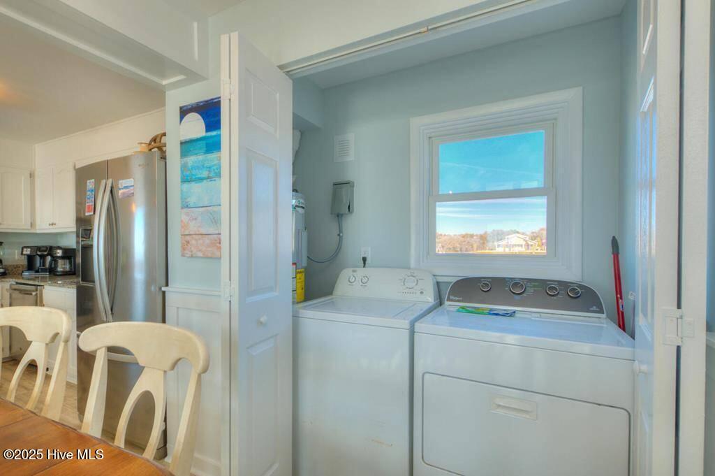 129 W Beach Drive Property Photo 42