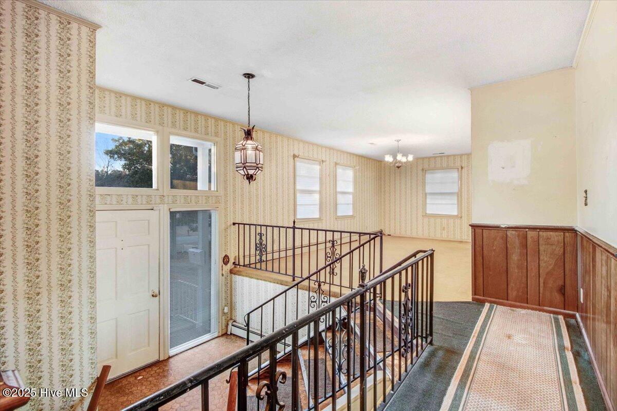 102 Circle Drive Property Photo 12