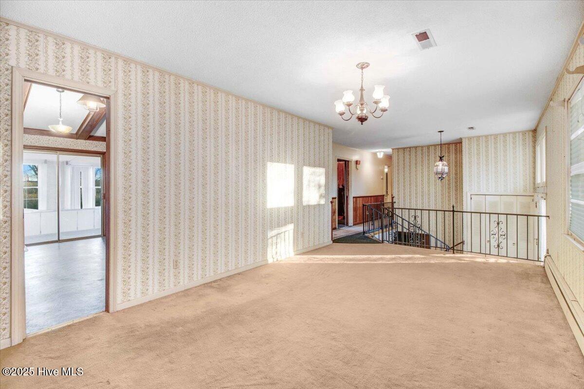 102 Circle Drive Property Photo 13