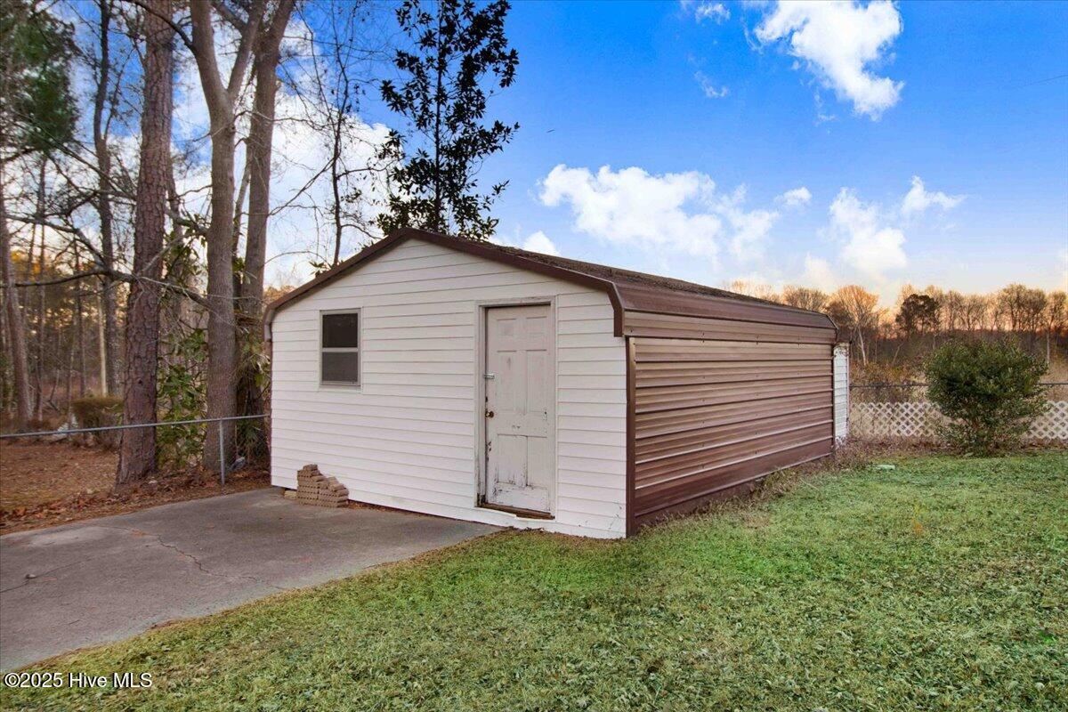 102 Circle Drive Property Photo 35
