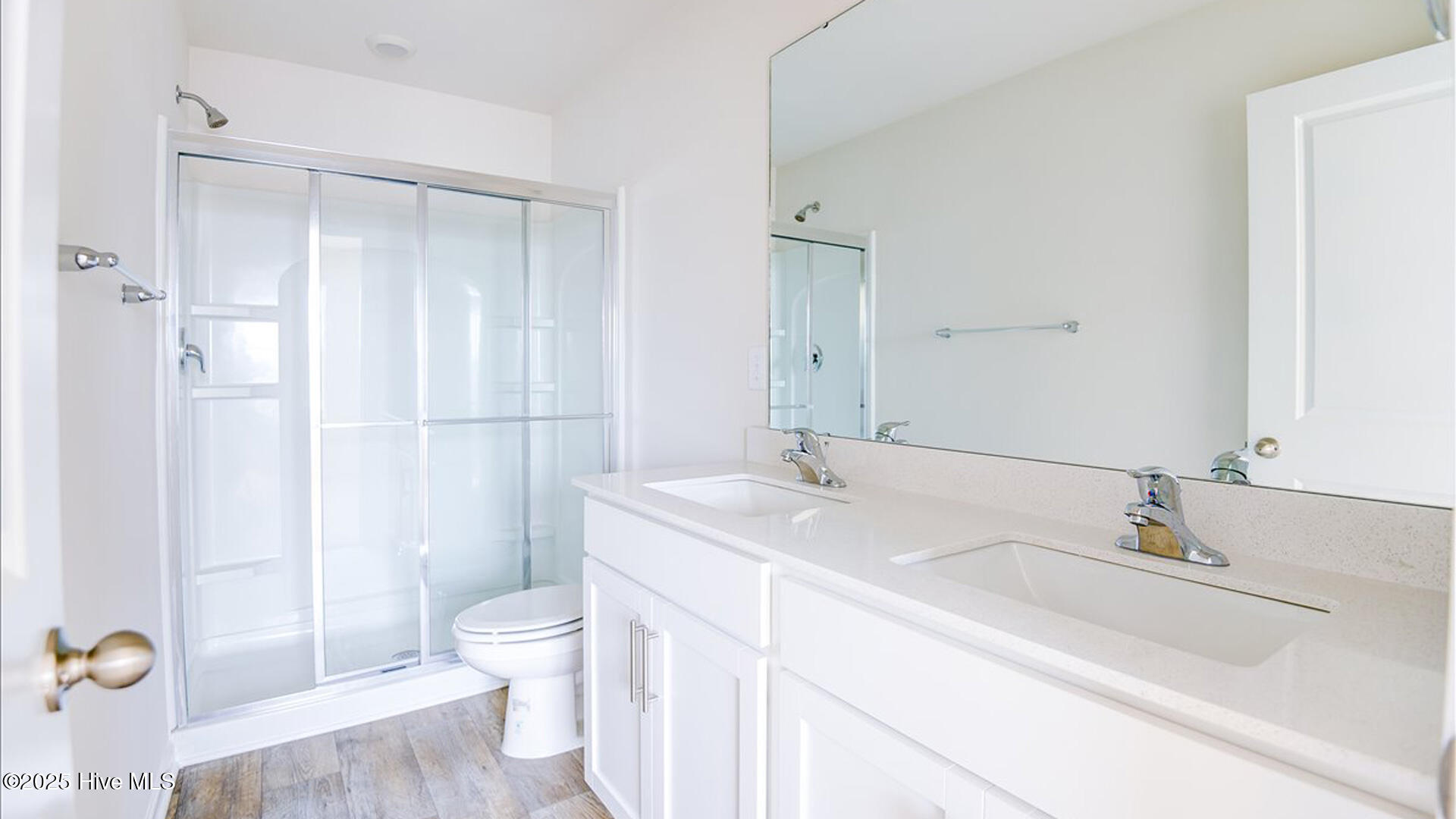 4129 Laurel Ridge Drive B Property Photo 3