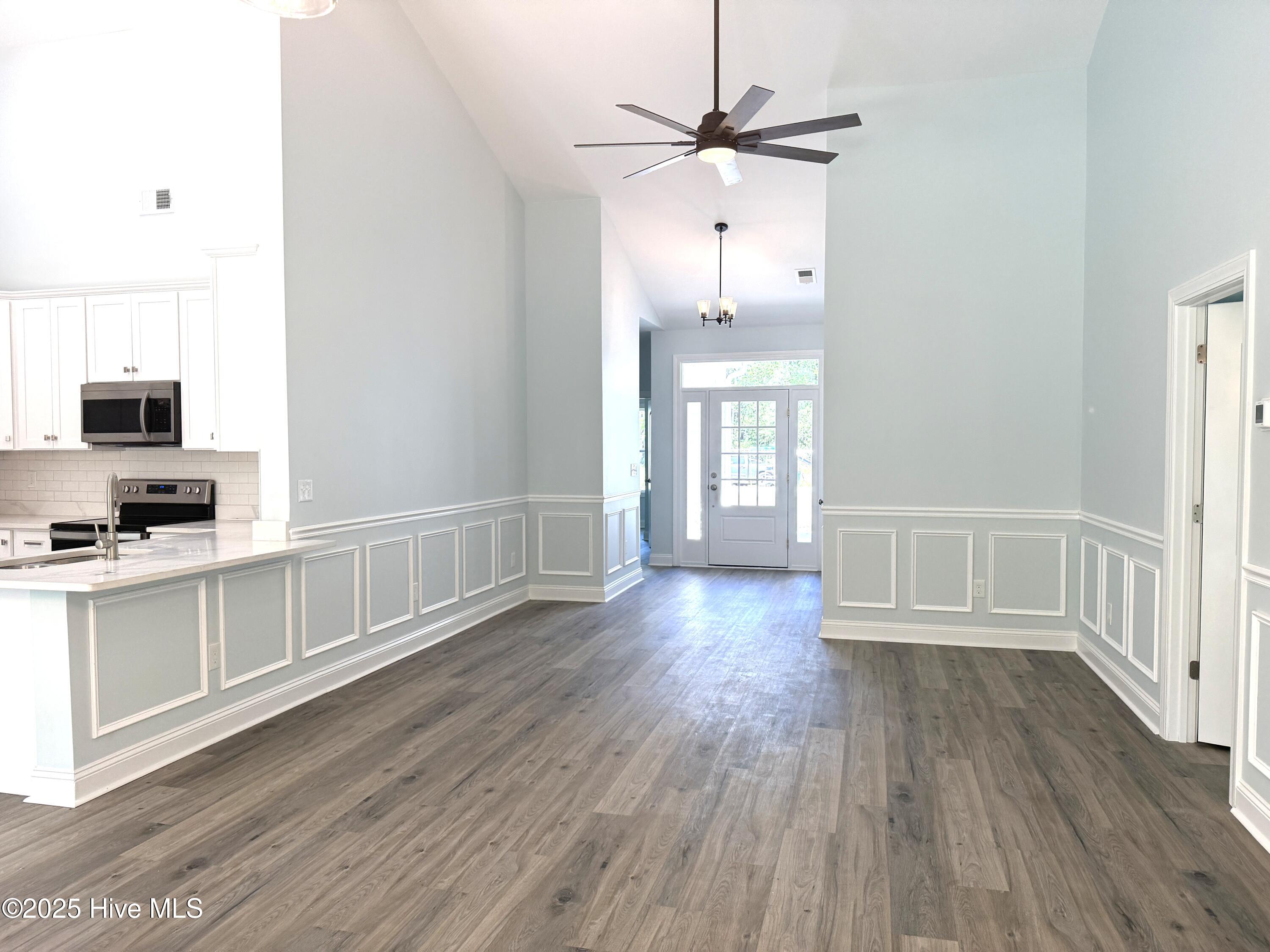 657 Boundary Loop Property Photo 13