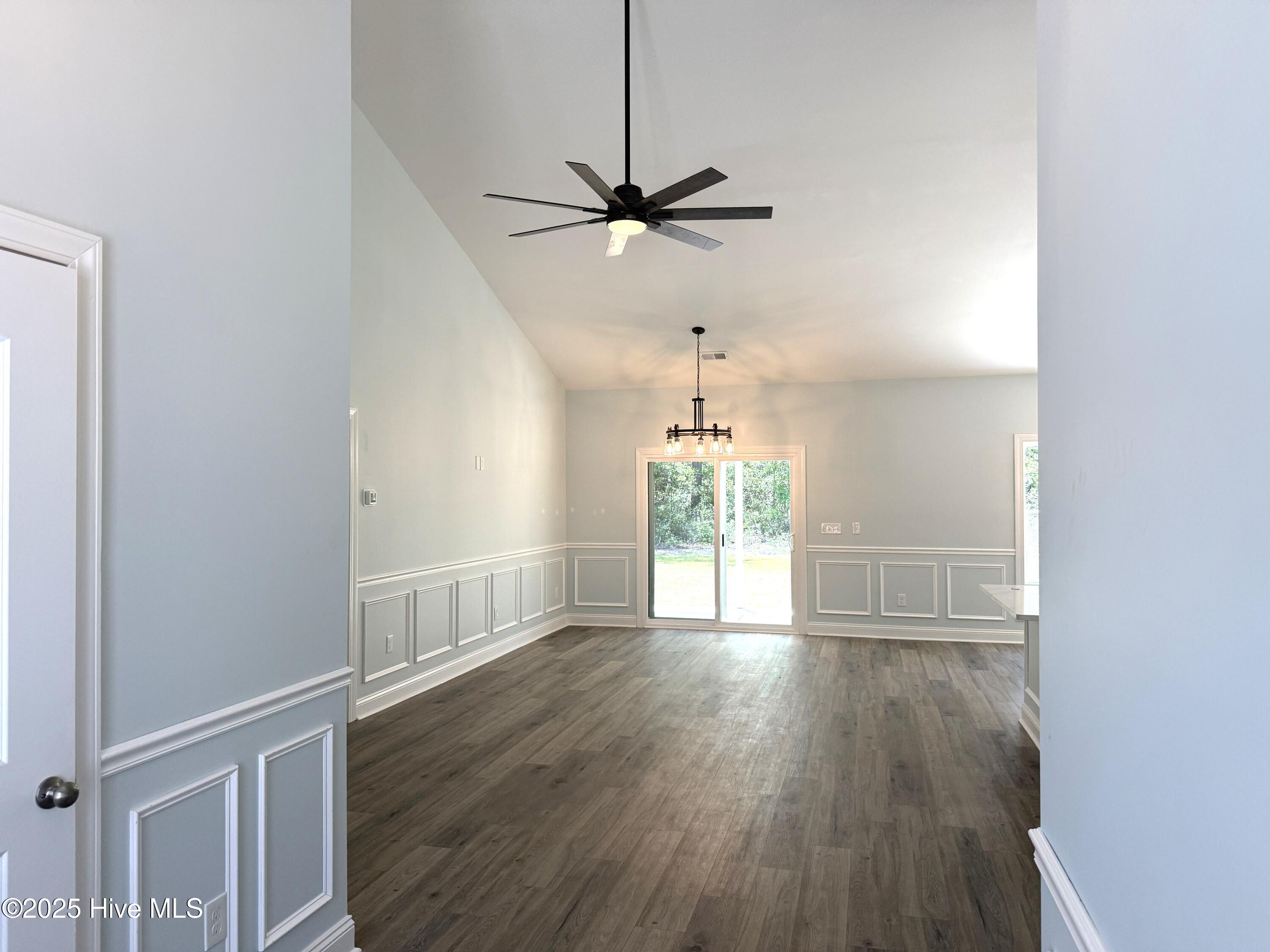 657 Boundary Loop Property Photo 15