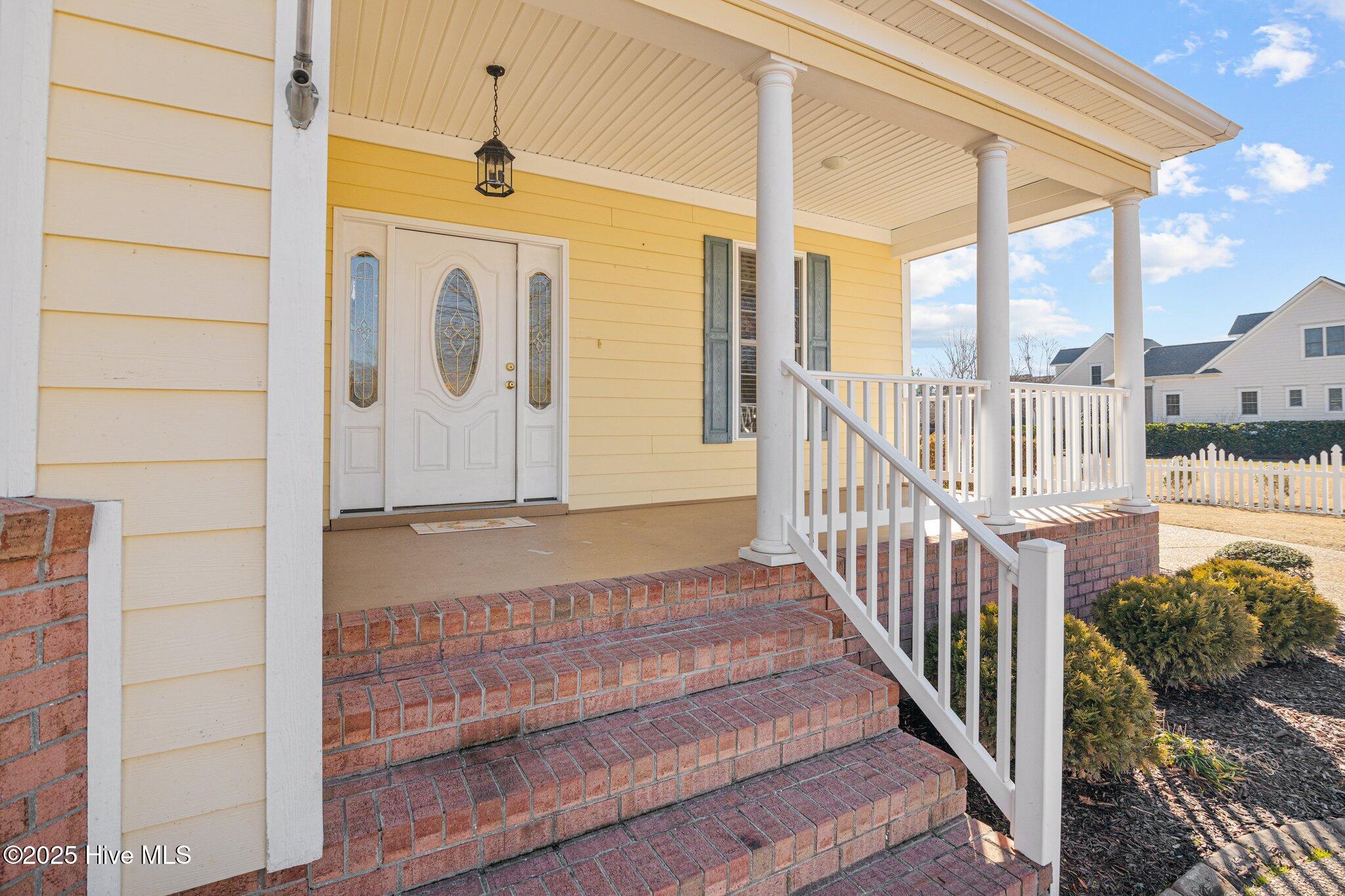 121 Shenandoah River Drive Property Photo 5