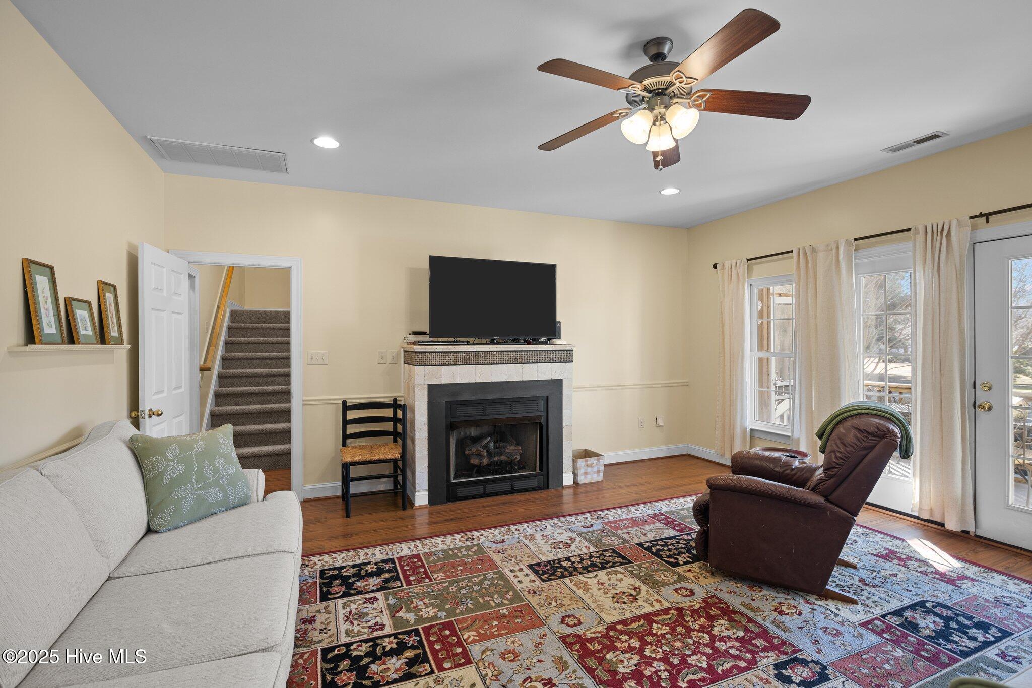 121 Shenandoah River Drive Property Photo 15