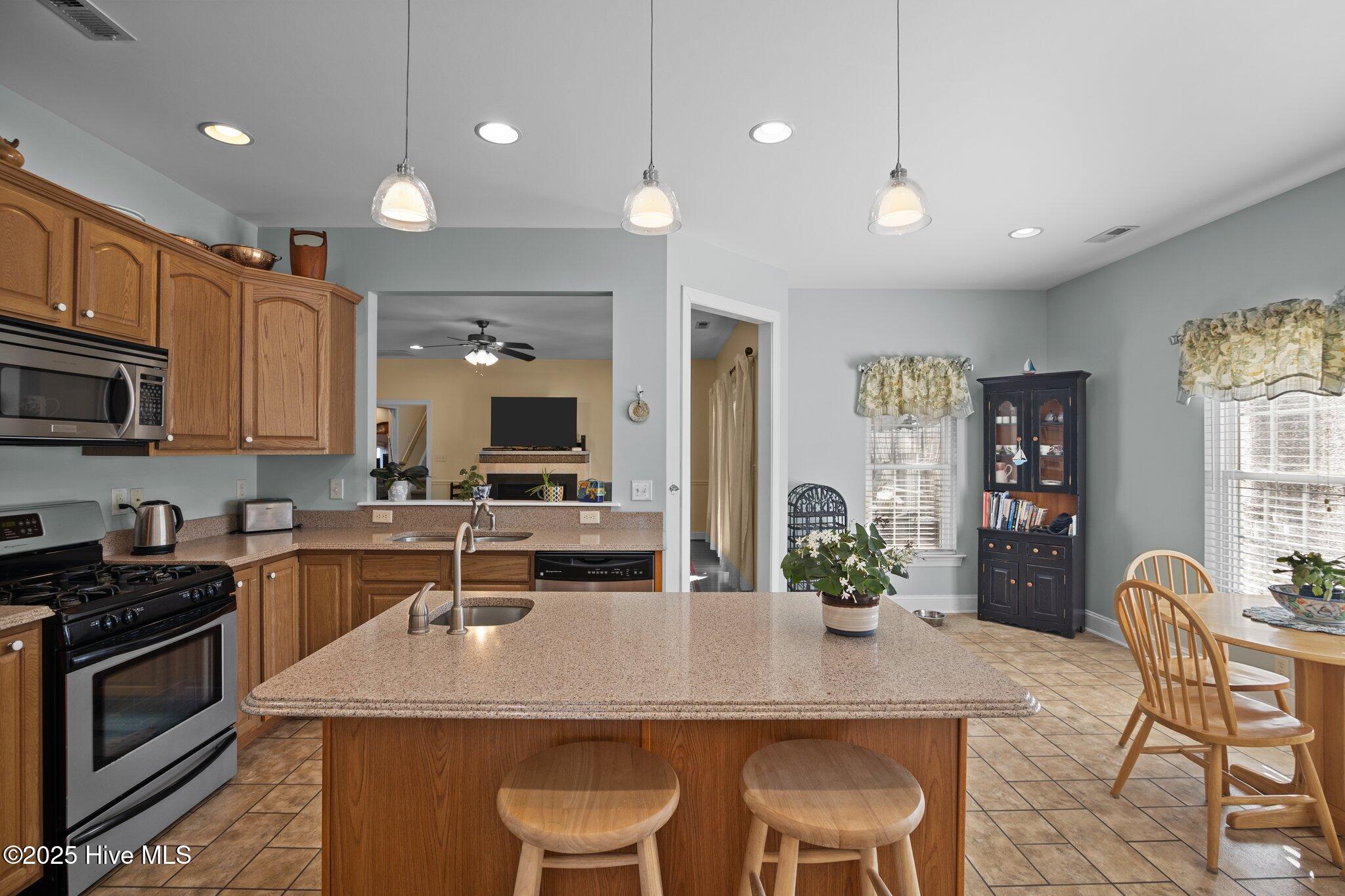 121 Shenandoah River Drive Property Photo 17