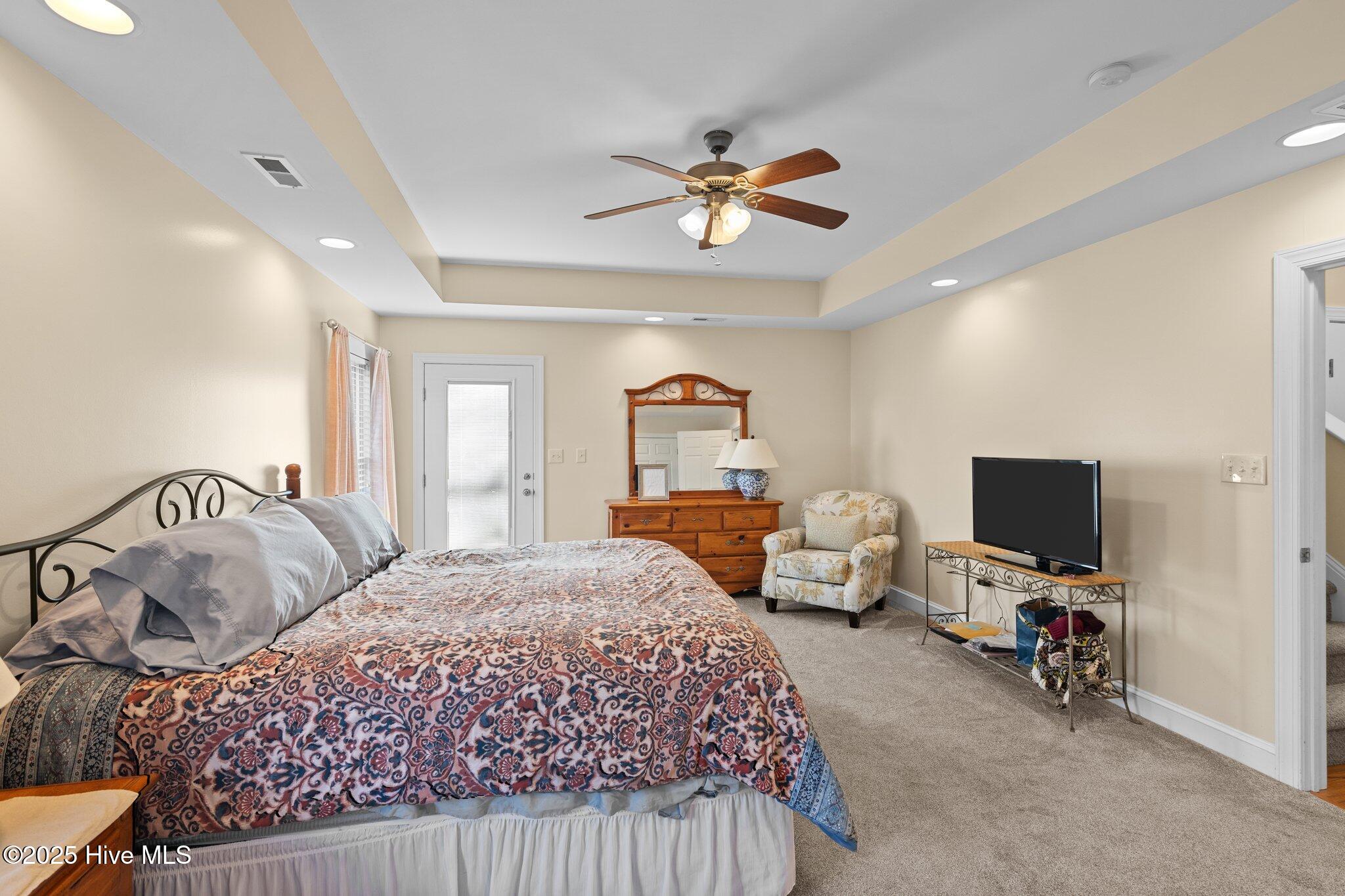 121 Shenandoah River Drive Property Photo 25