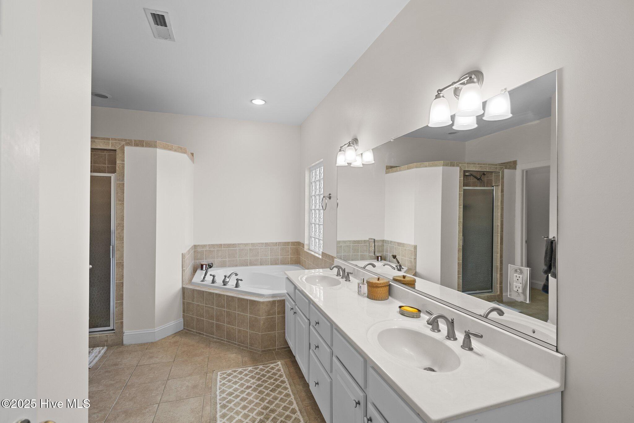 121 Shenandoah River Drive Property Photo 26