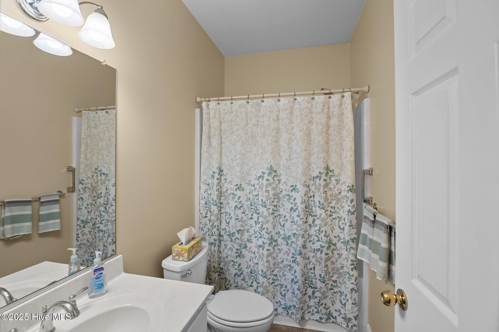 121 Shenandoah River Drive Property Photo 34