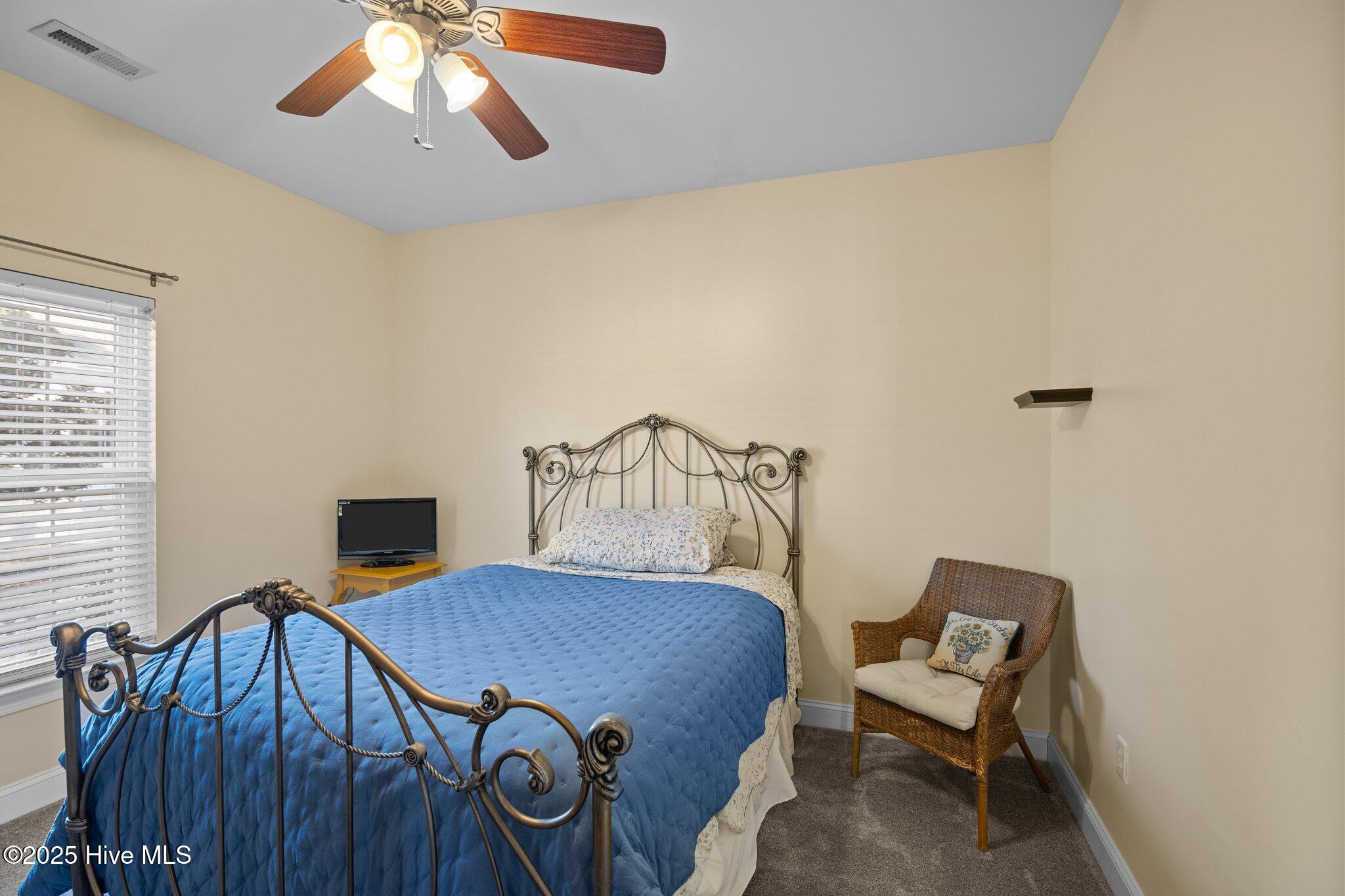 121 Shenandoah River Drive Property Photo 35