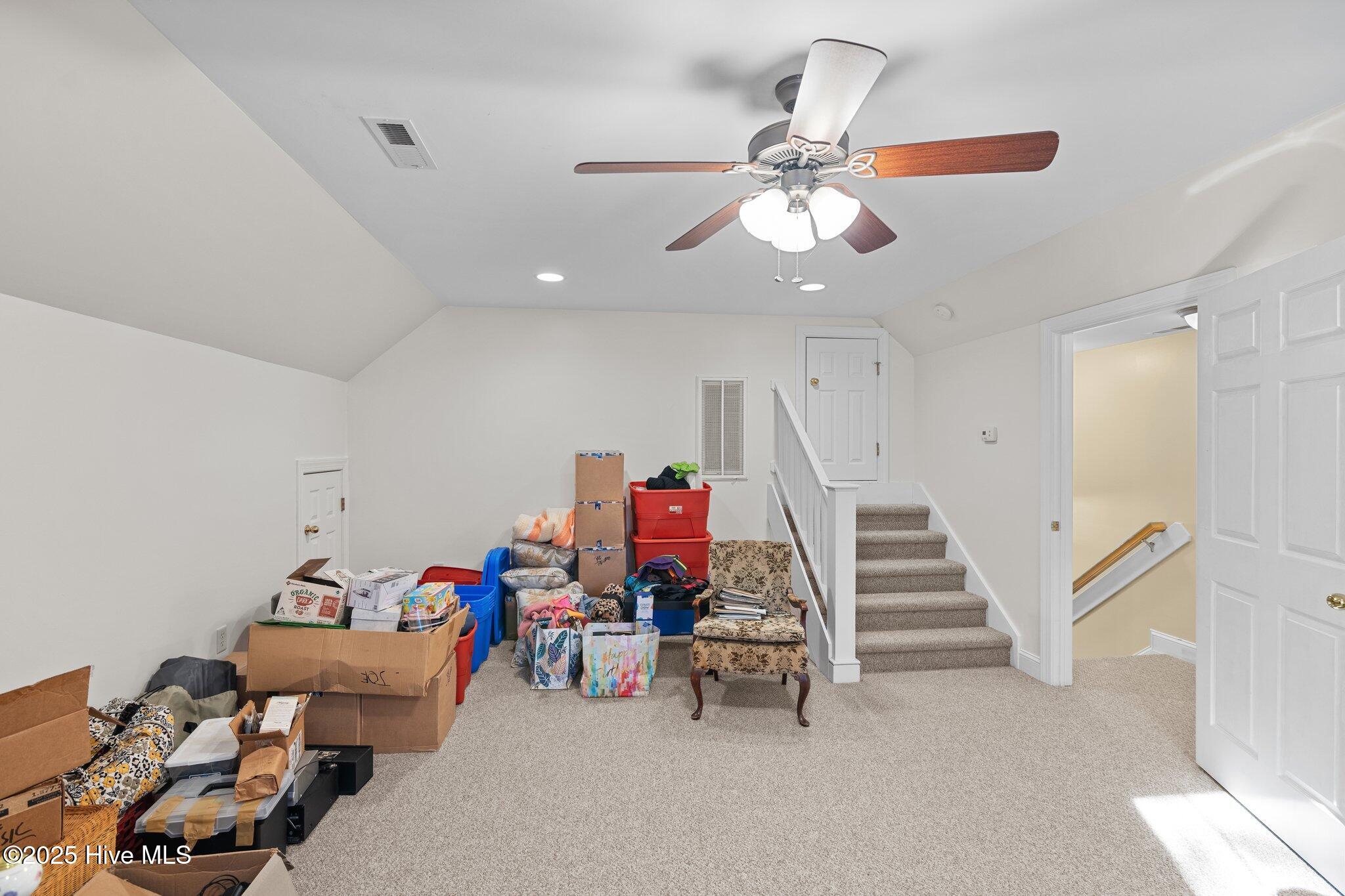 121 Shenandoah River Drive Property Photo 37