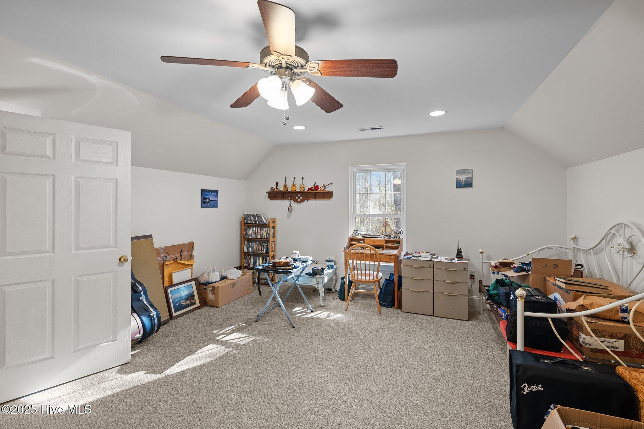 121 Shenandoah River Drive Property Photo 38