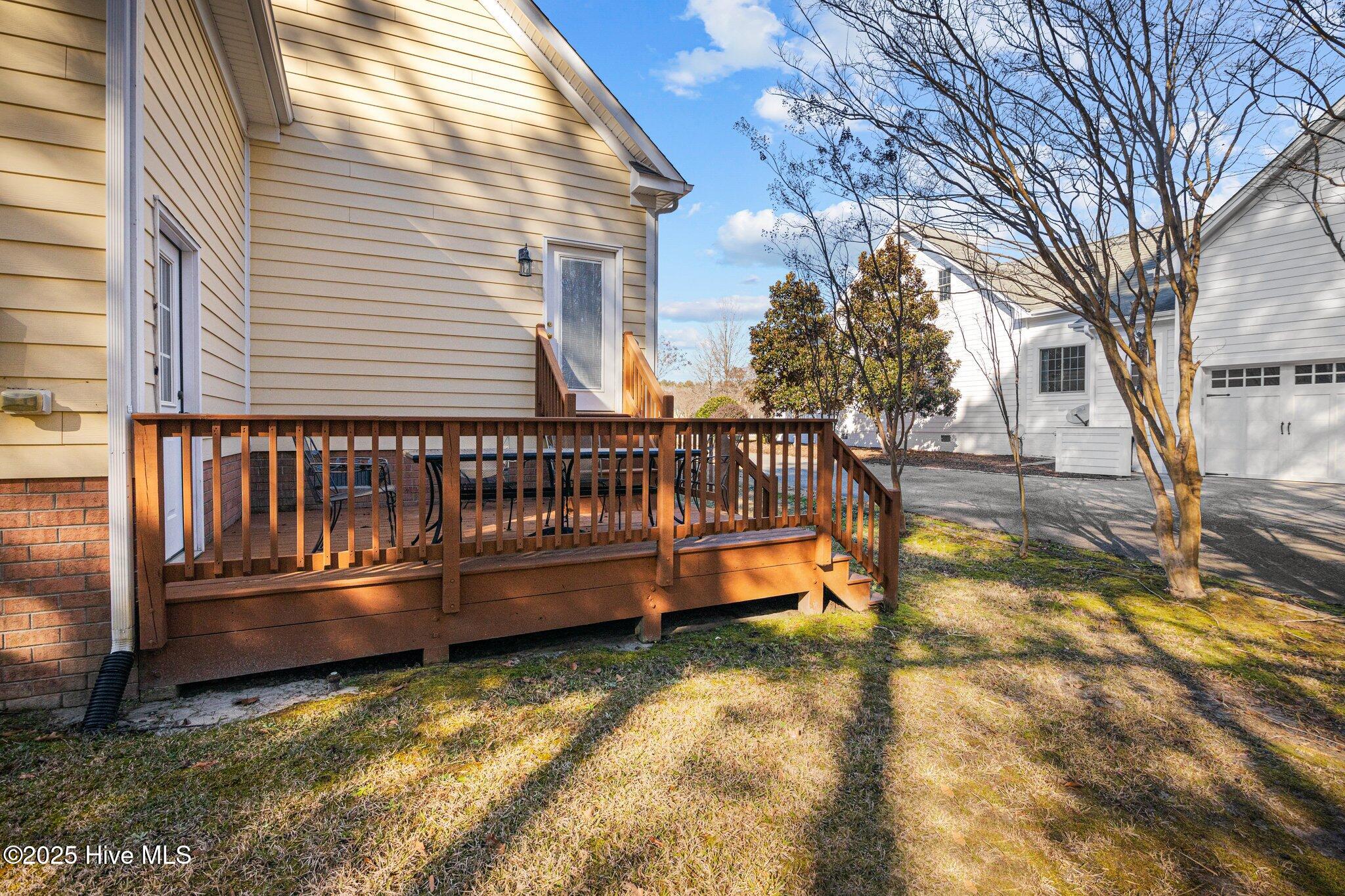 121 Shenandoah River Drive Property Photo 40