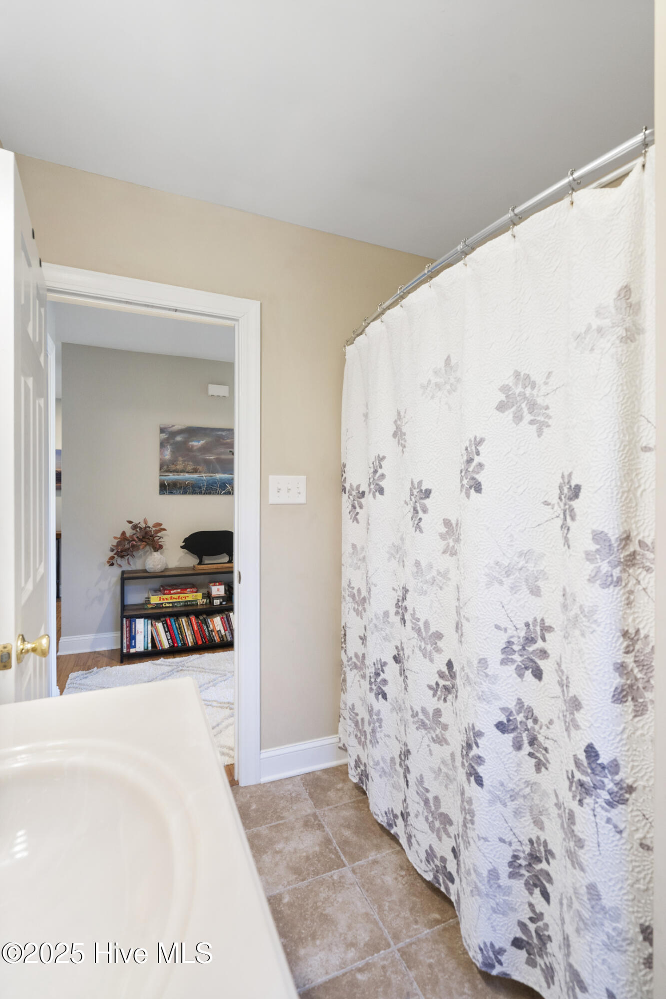 1609 Lucerne Way Property Photo 28
