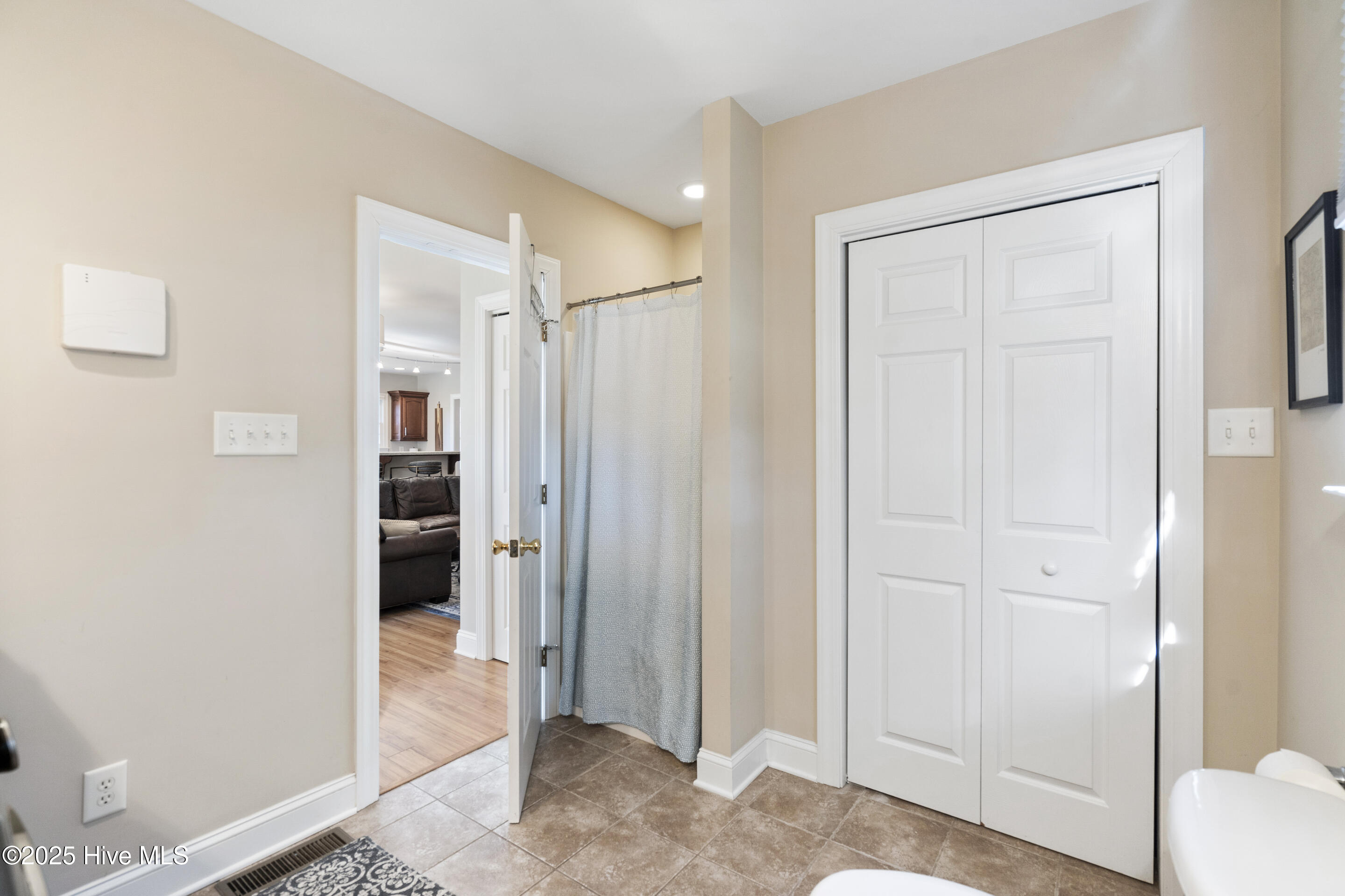 1609 Lucerne Way Property Photo 31
