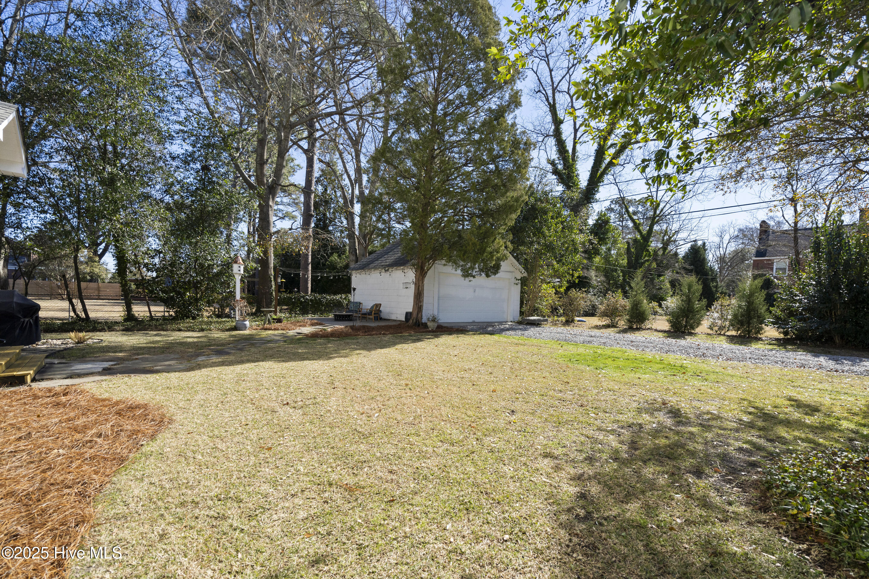 1609 Lucerne Way Property Photo 37