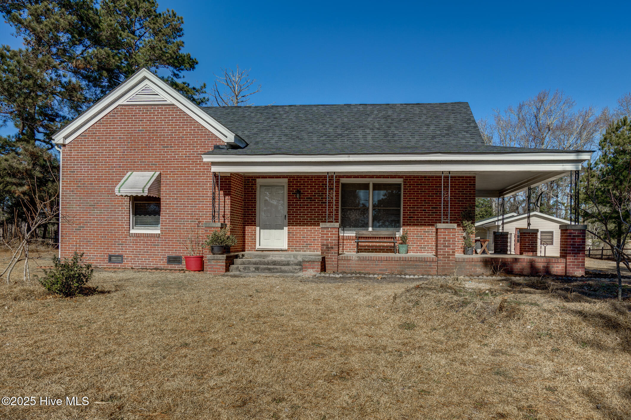 7100 Hunter Hill Road Property Photo 1