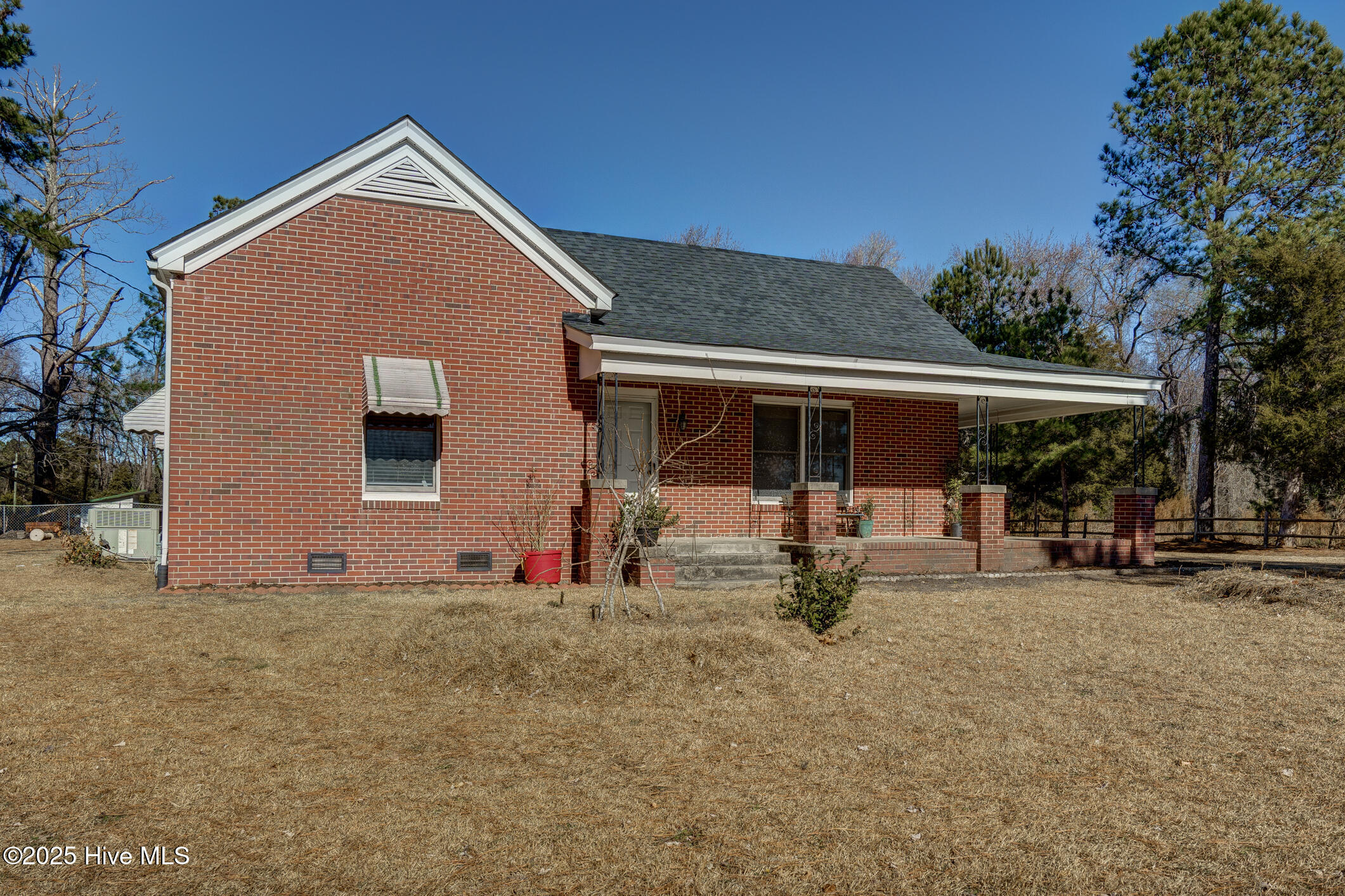7100 Hunter Hill Road Property Photo 3