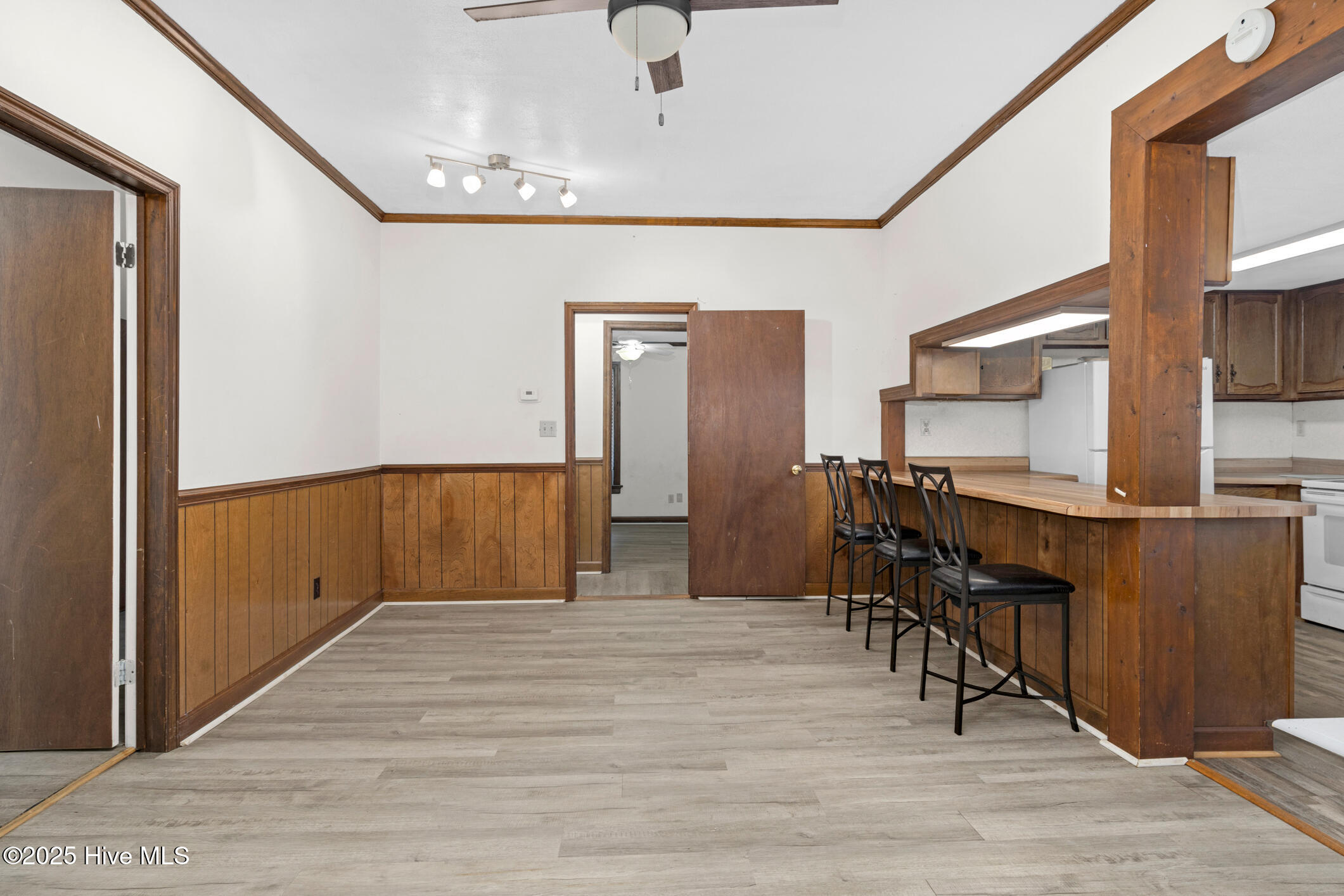 7100 Hunter Hill Road Property Photo 11